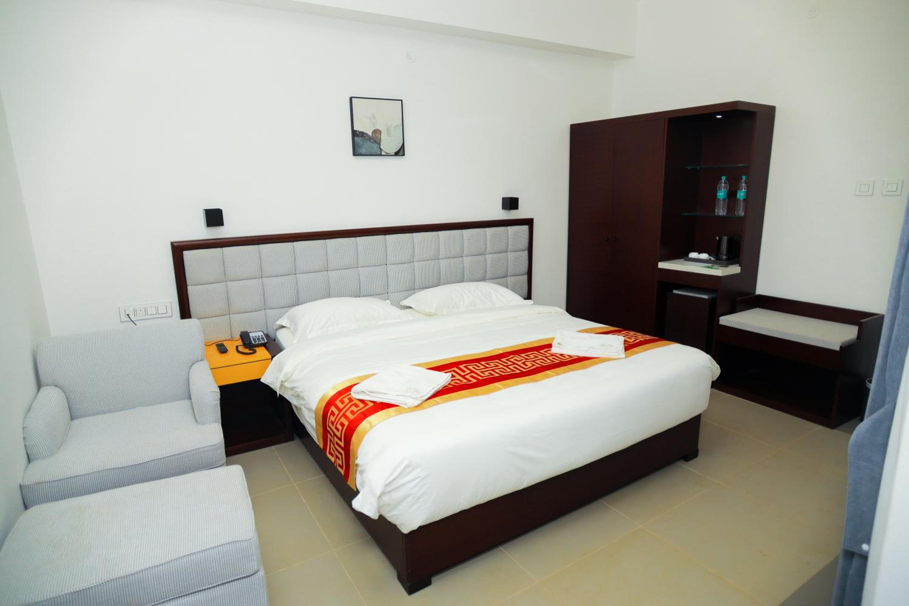 Standard Double Room - Photo 1