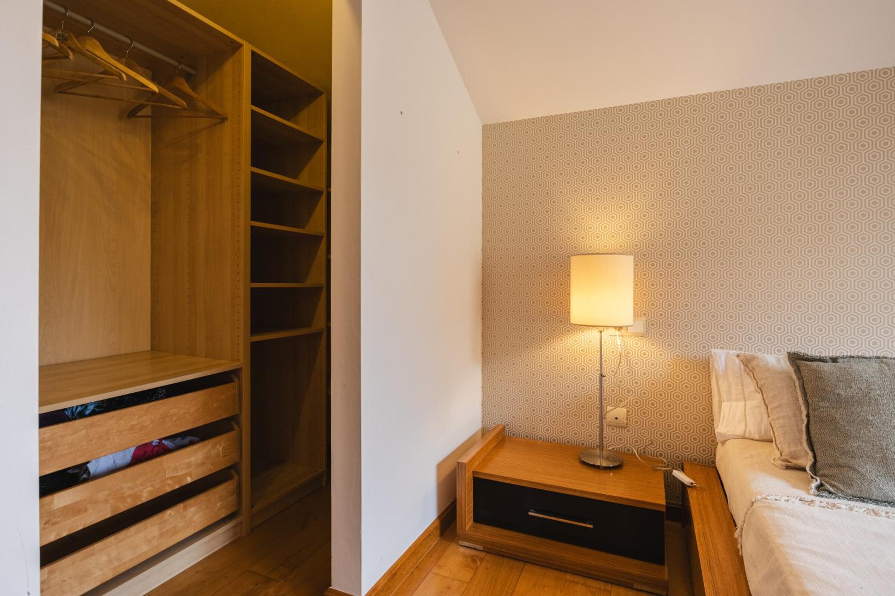 Four-Bedroom House photo 2