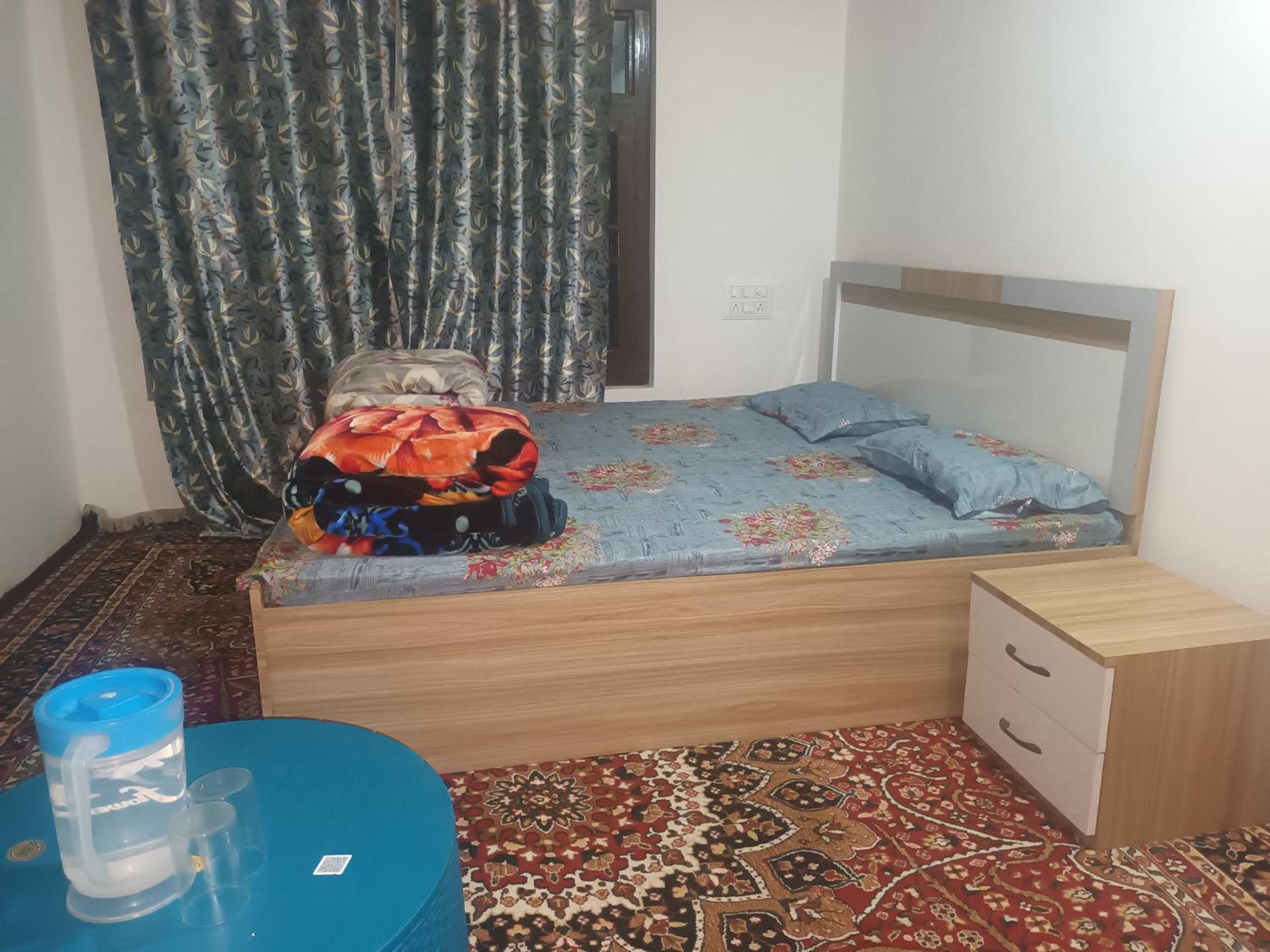 Double Room With Shared Bathroom photo 2