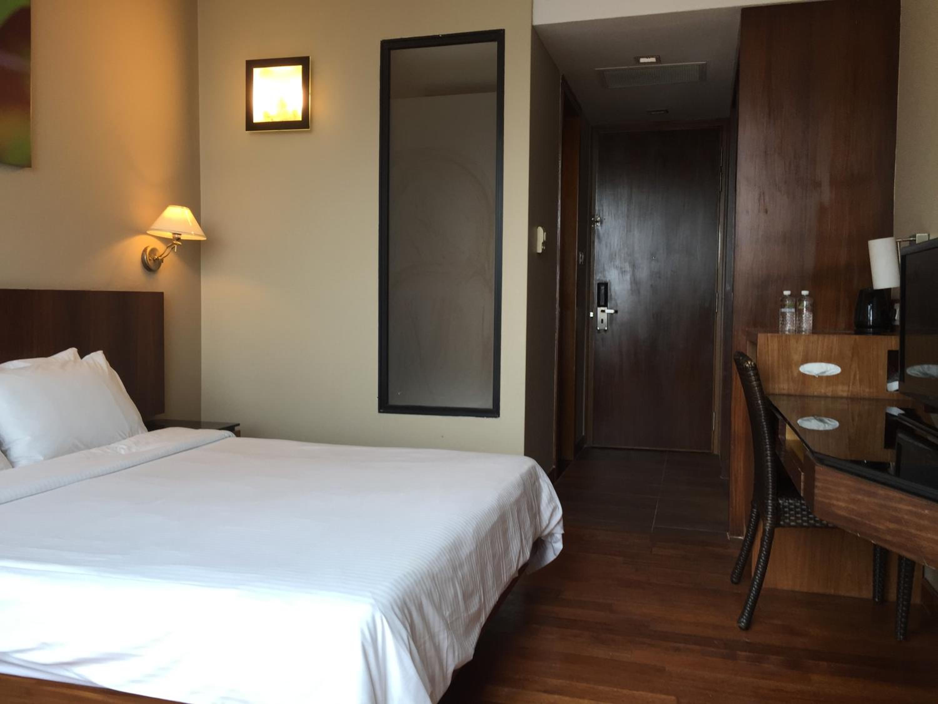 Deluxe Adjoining Room photo 2