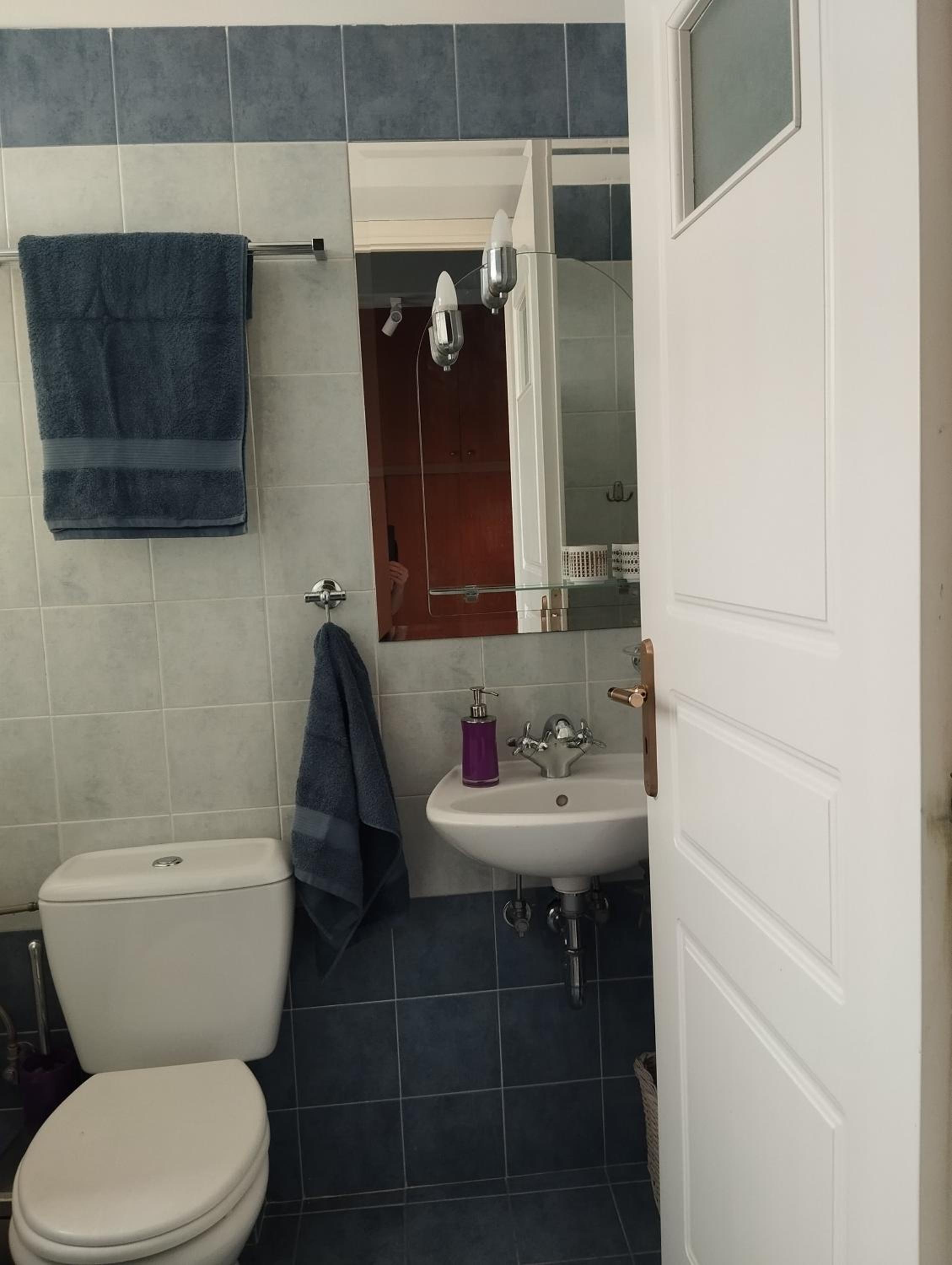 Three-Bedroom Apartment with Balcony photo 2