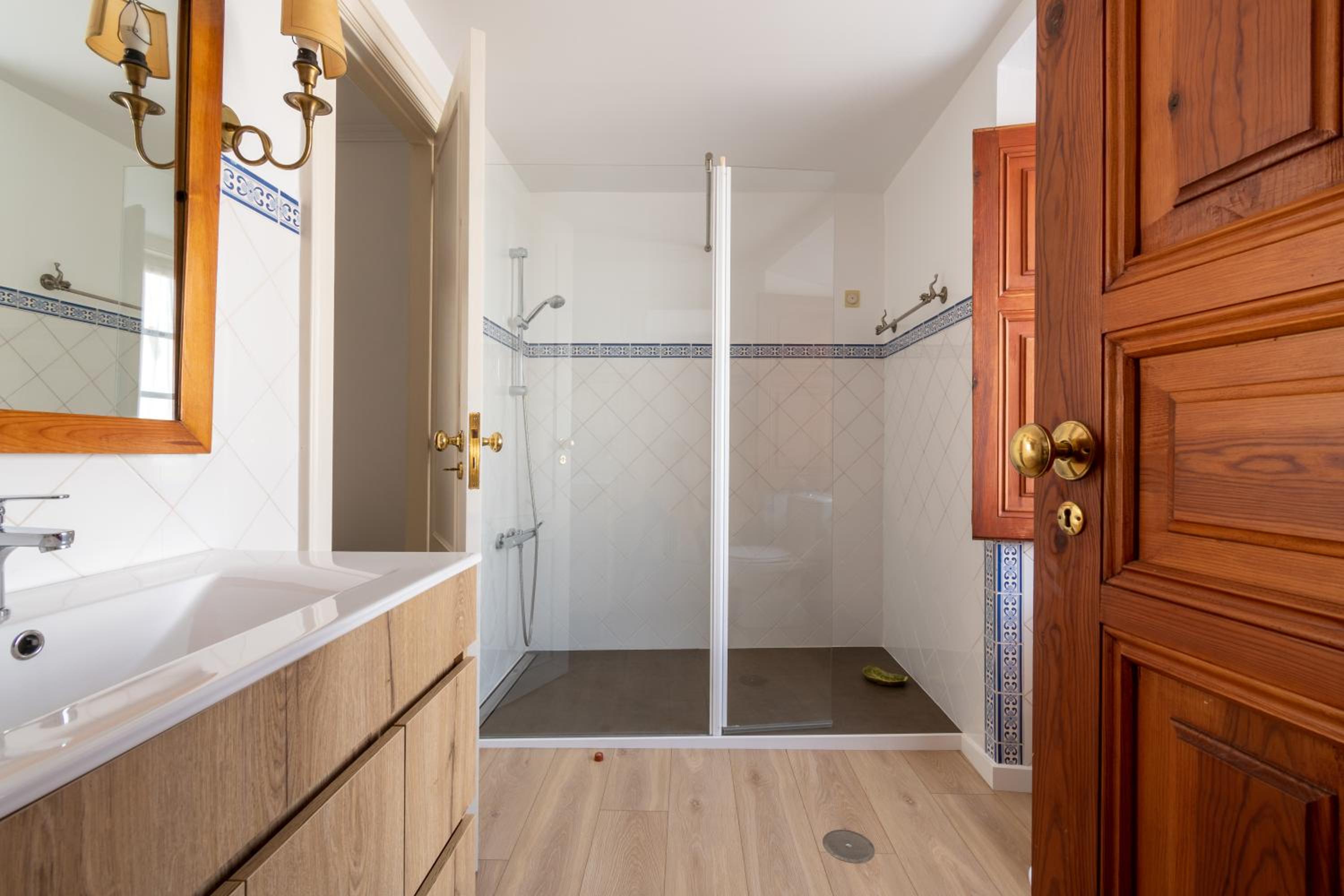 Family Suite - Photo 5