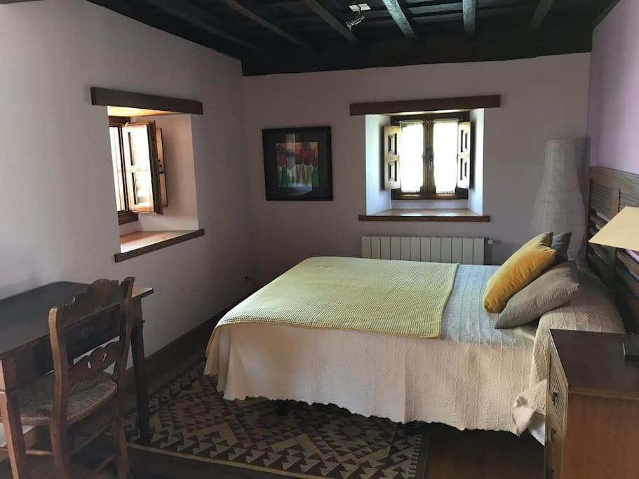 Casa de tres habitaciones