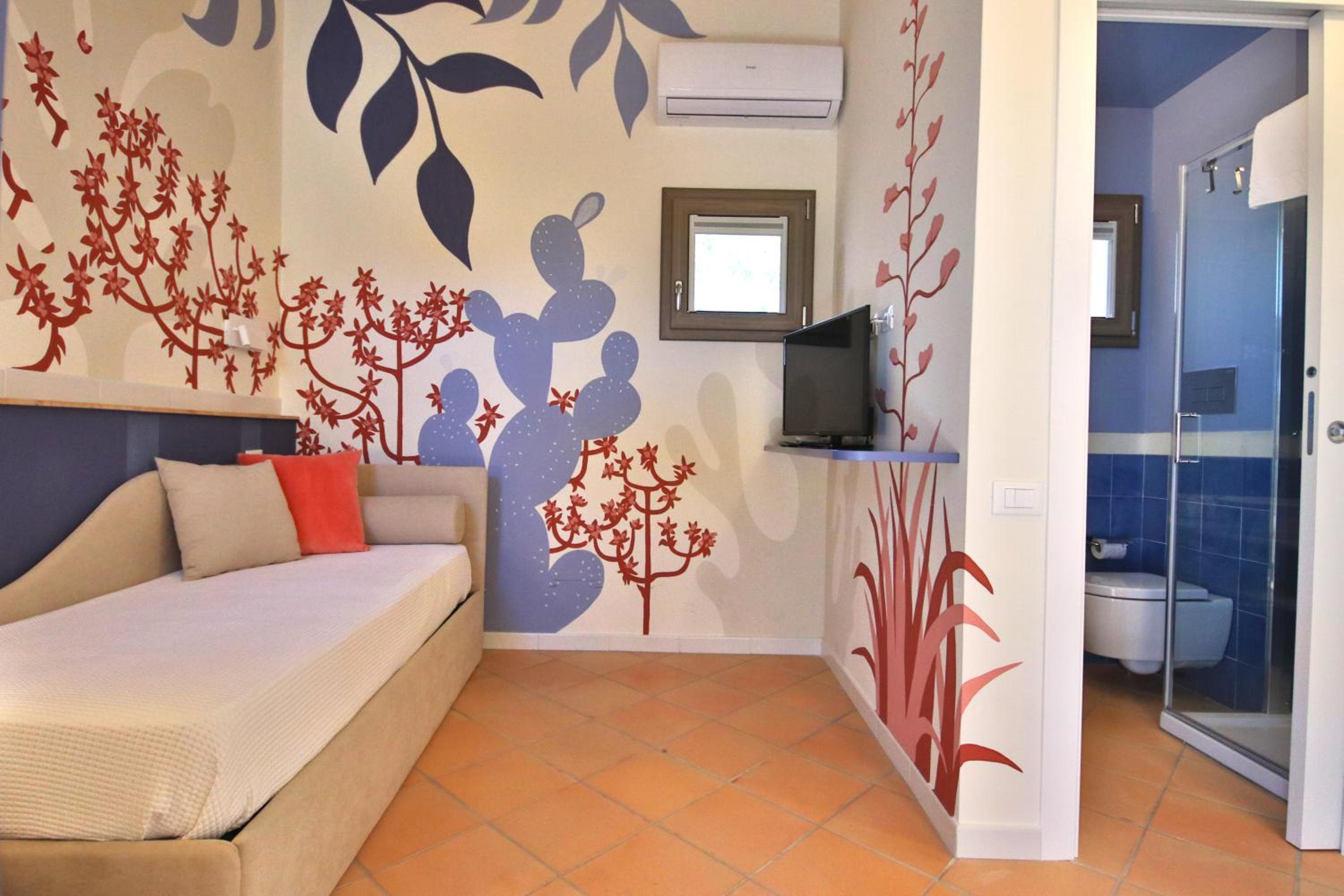 Suite with Spa Bath - Photo 3