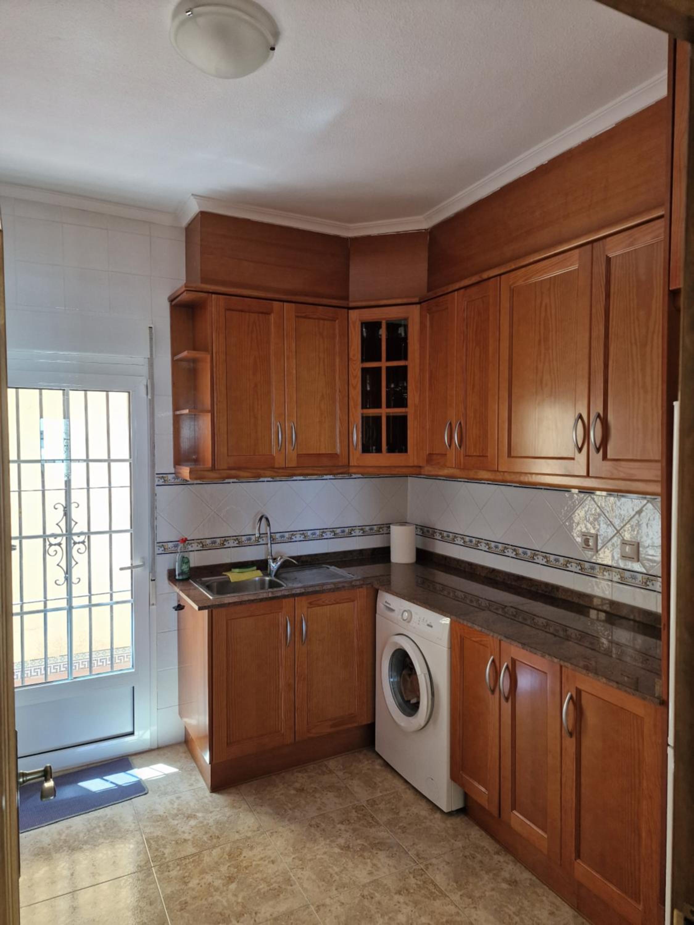 Three-Bedroom House photo 3