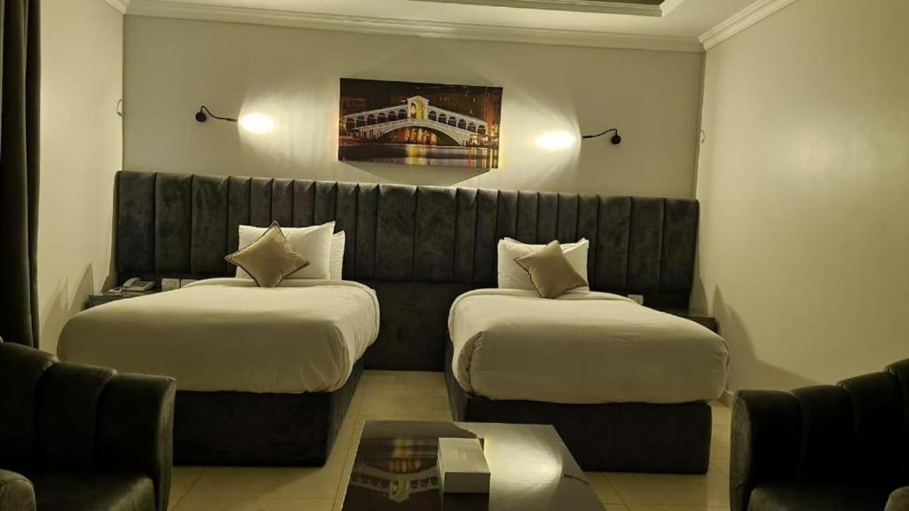 Double Room with Pool View