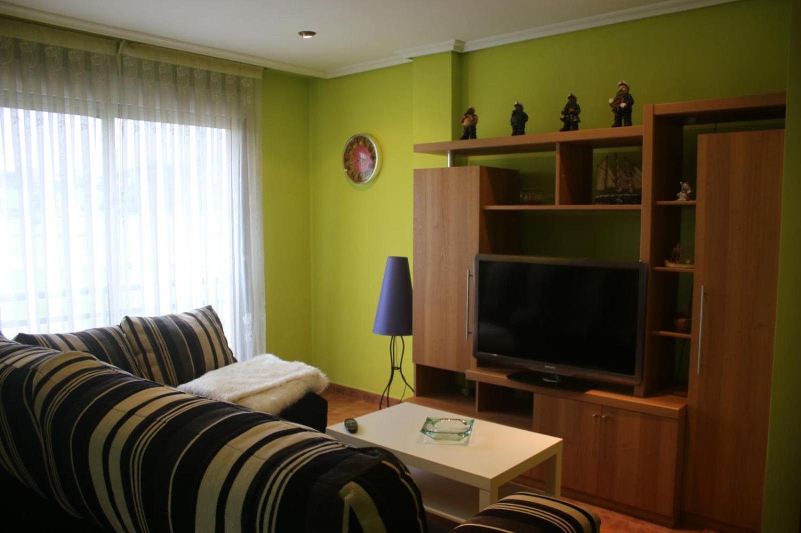 Apartamento de dos habitaciones con balcón y terraza