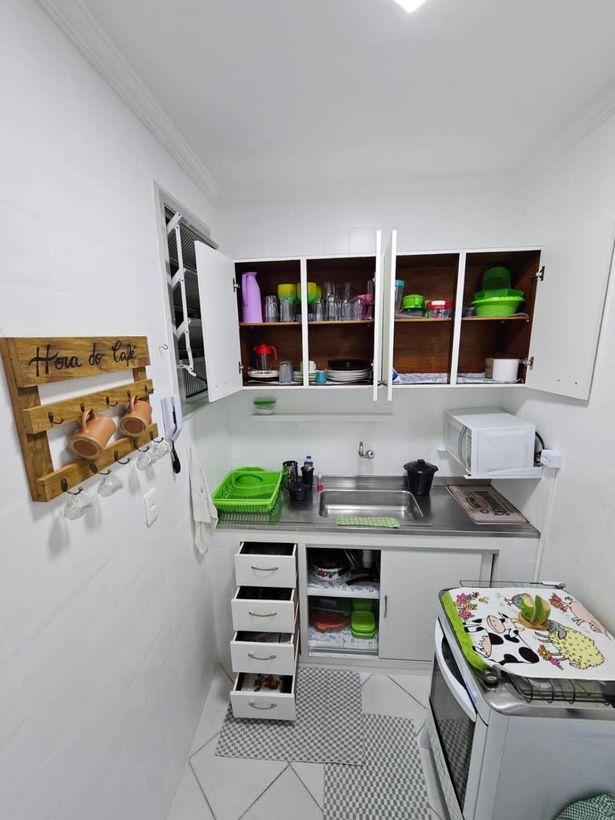 One-Bedroom Apartment photo 3