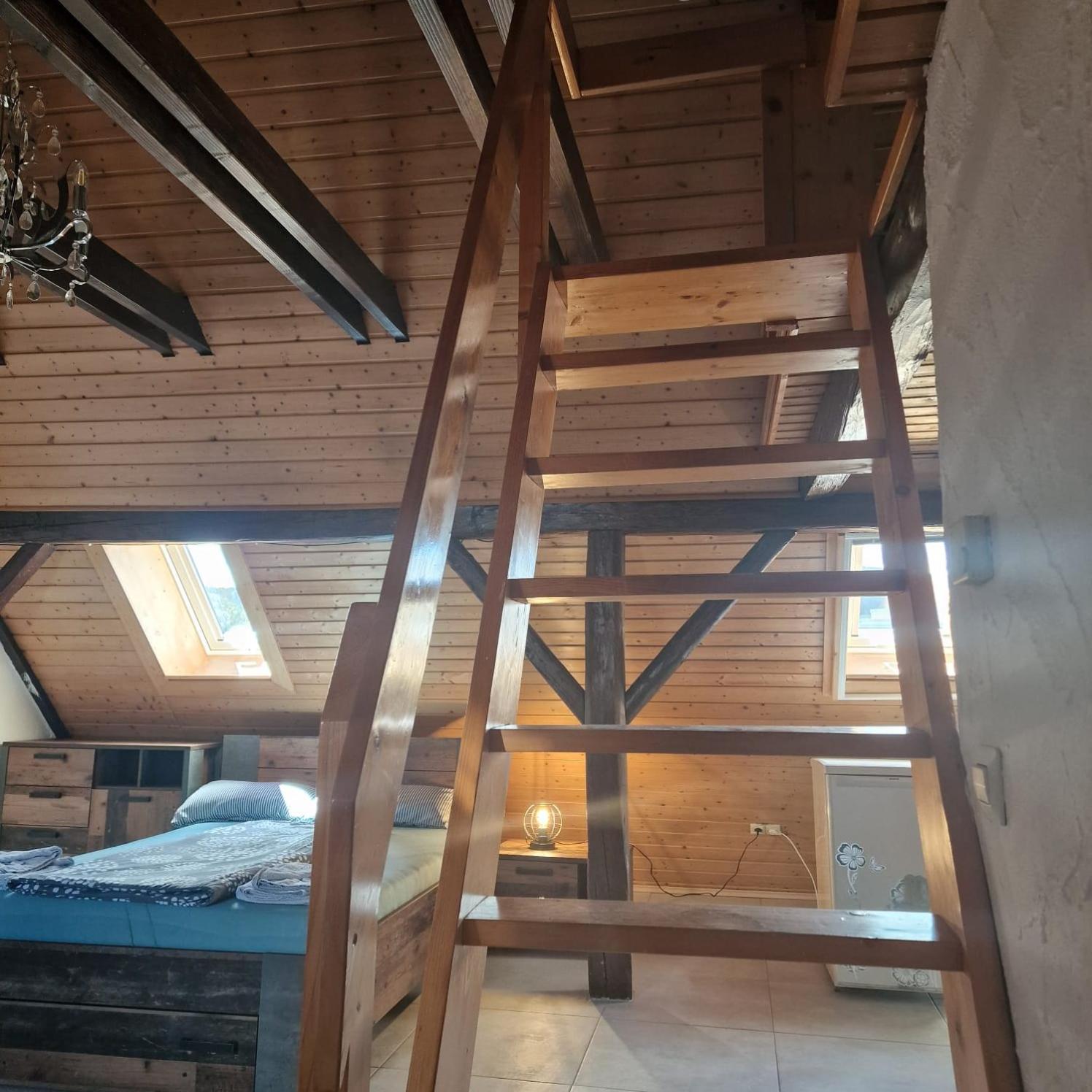 Budget Double Room photo 3