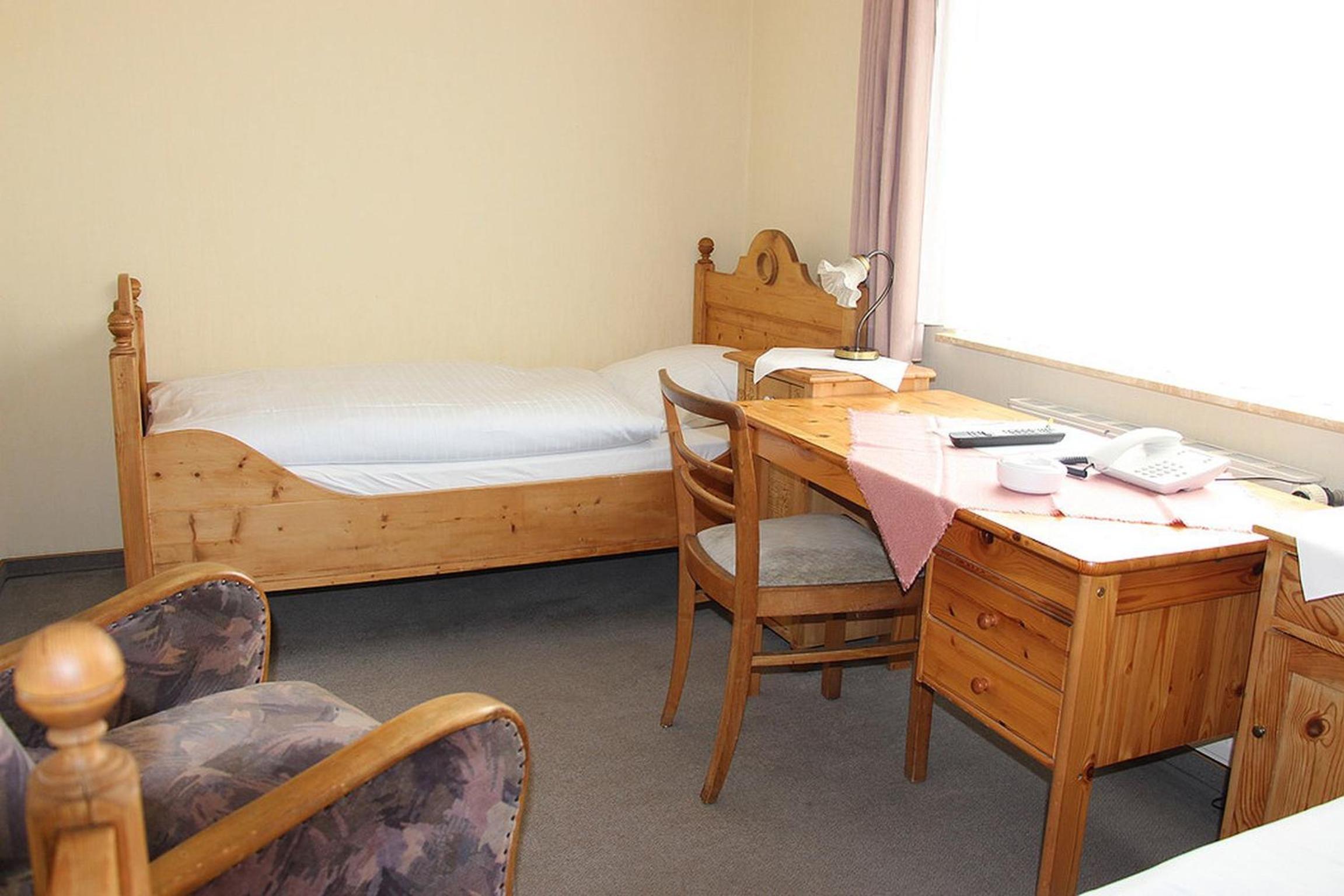 Standard Twin Room photo 3