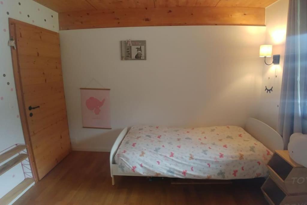 Three-Bedroom House photo 1