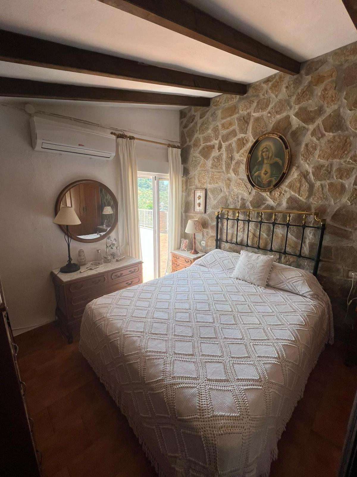 Villa de Tres Habitaciones