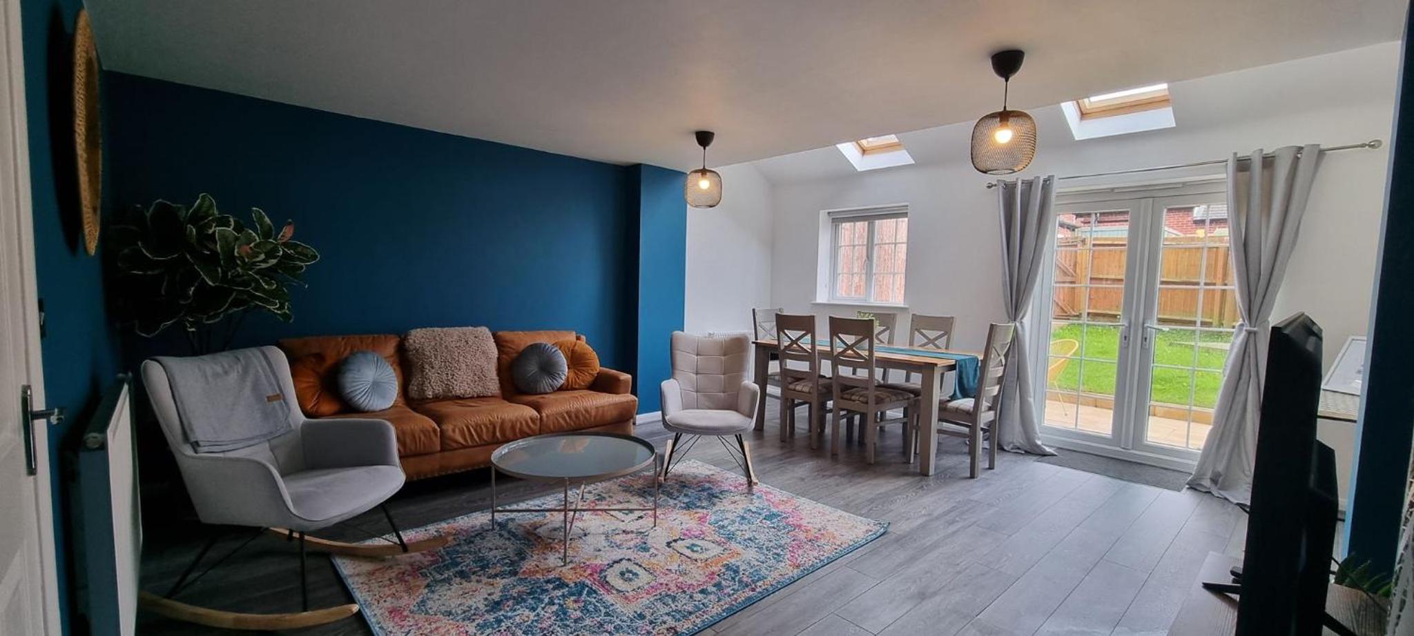 Three-Bedroom House photo 1