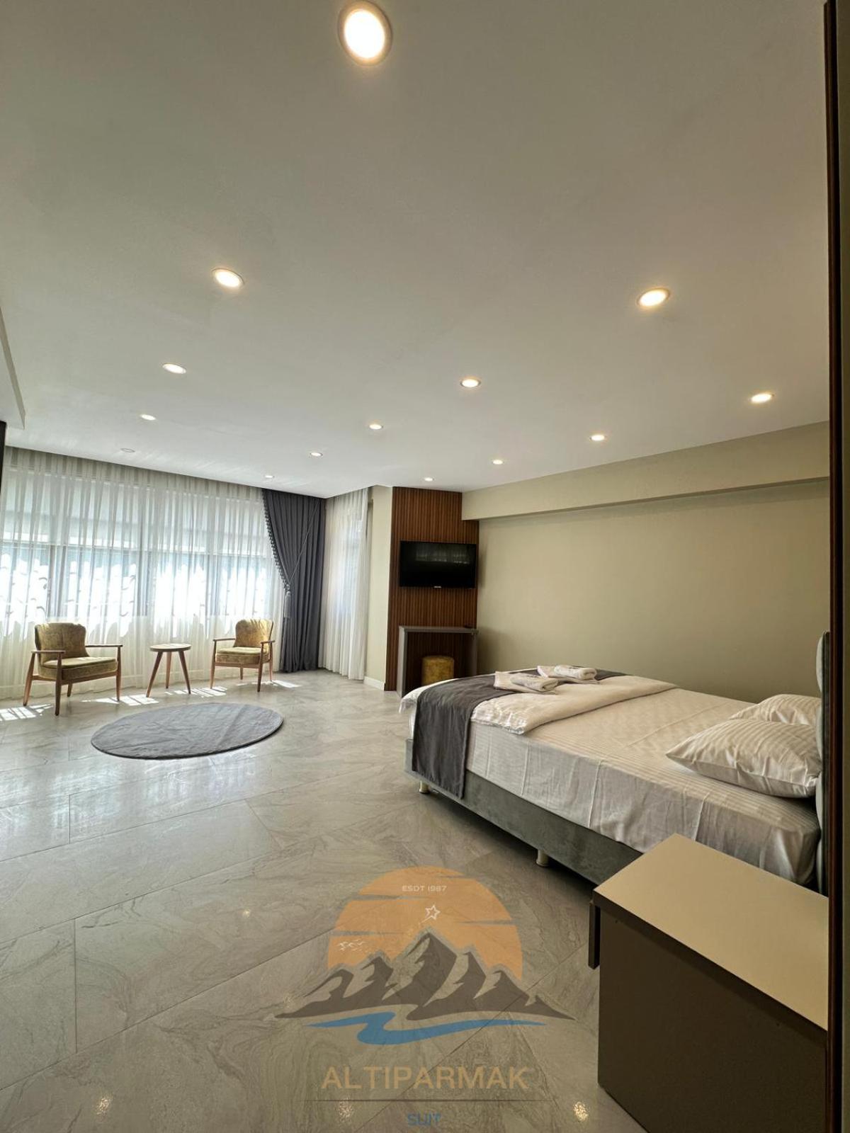 King Room with Spa Bath photo 1