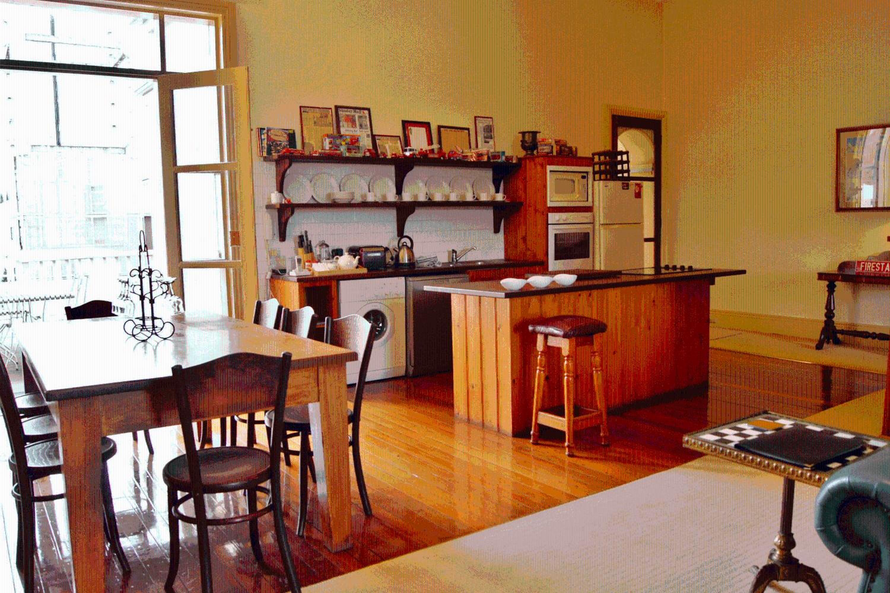 Two-Bedroom Penthouse Apartment - Residency with Spa Bath - Photo 16