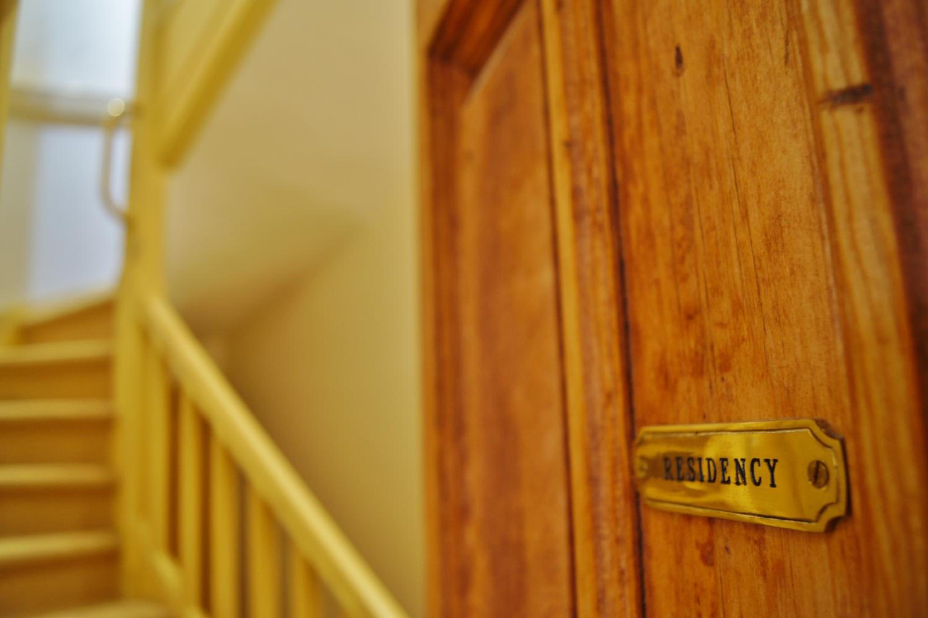 Two-Bedroom Penthouse Apartment - Residency with Spa Bath - Photo 11