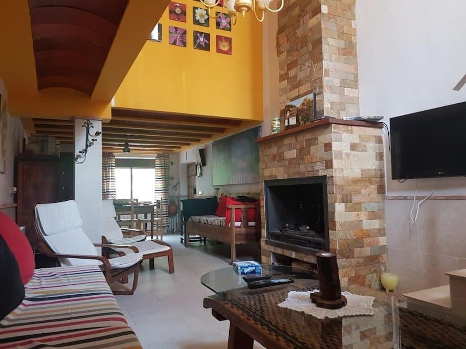 Casa de cuatro habitaciones