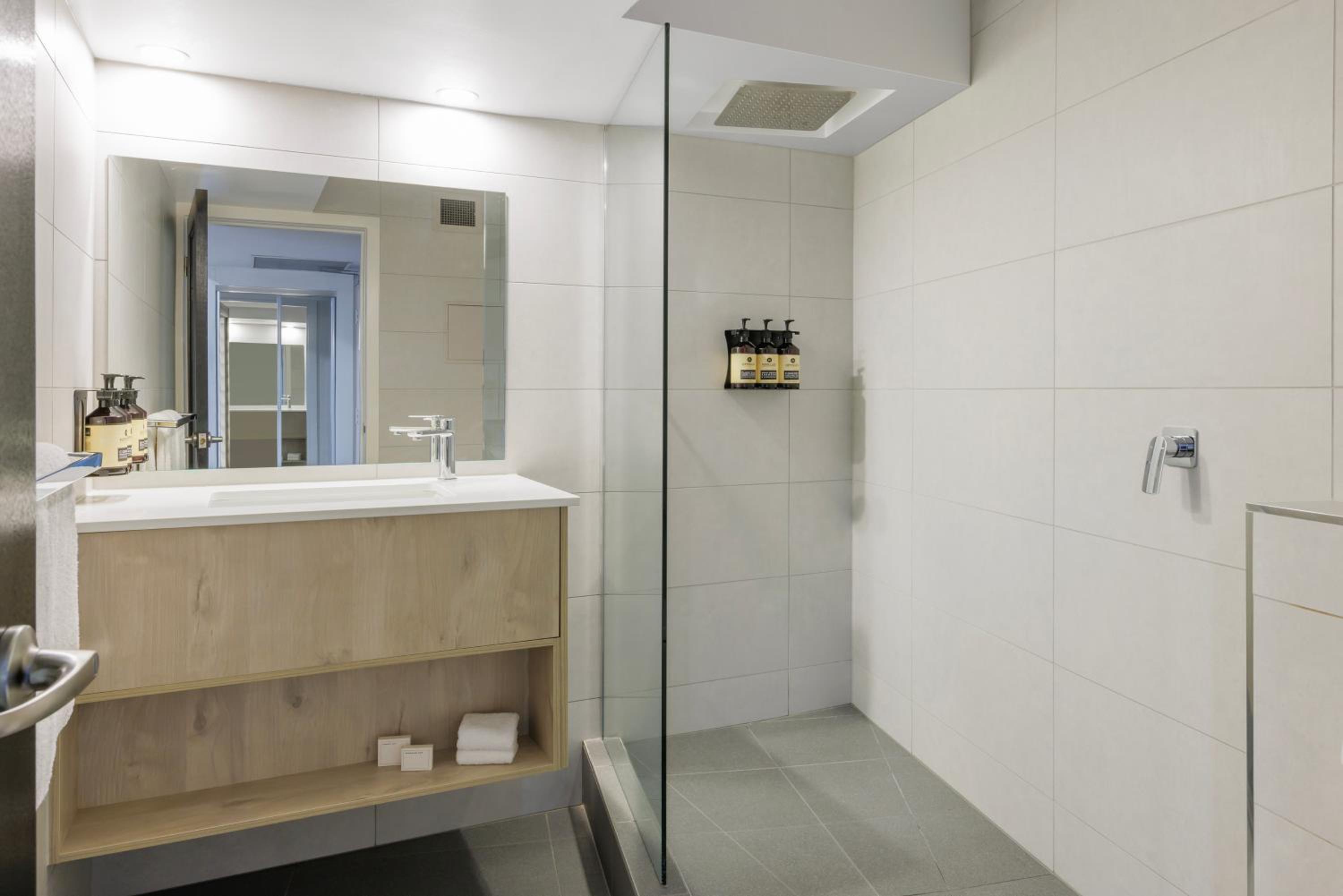 Superior King or Twin Room - Photo 4