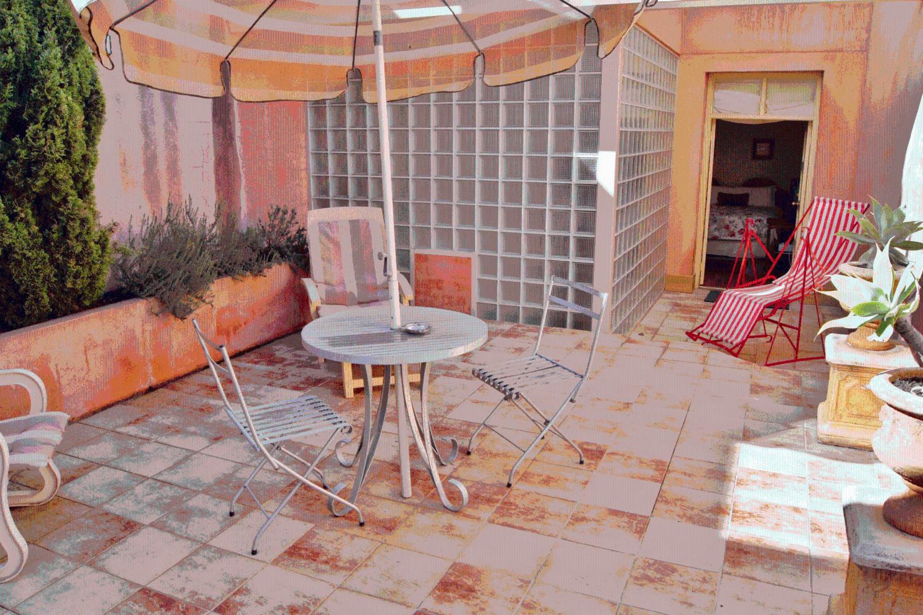The Loggia Spa Suite - Photo 8