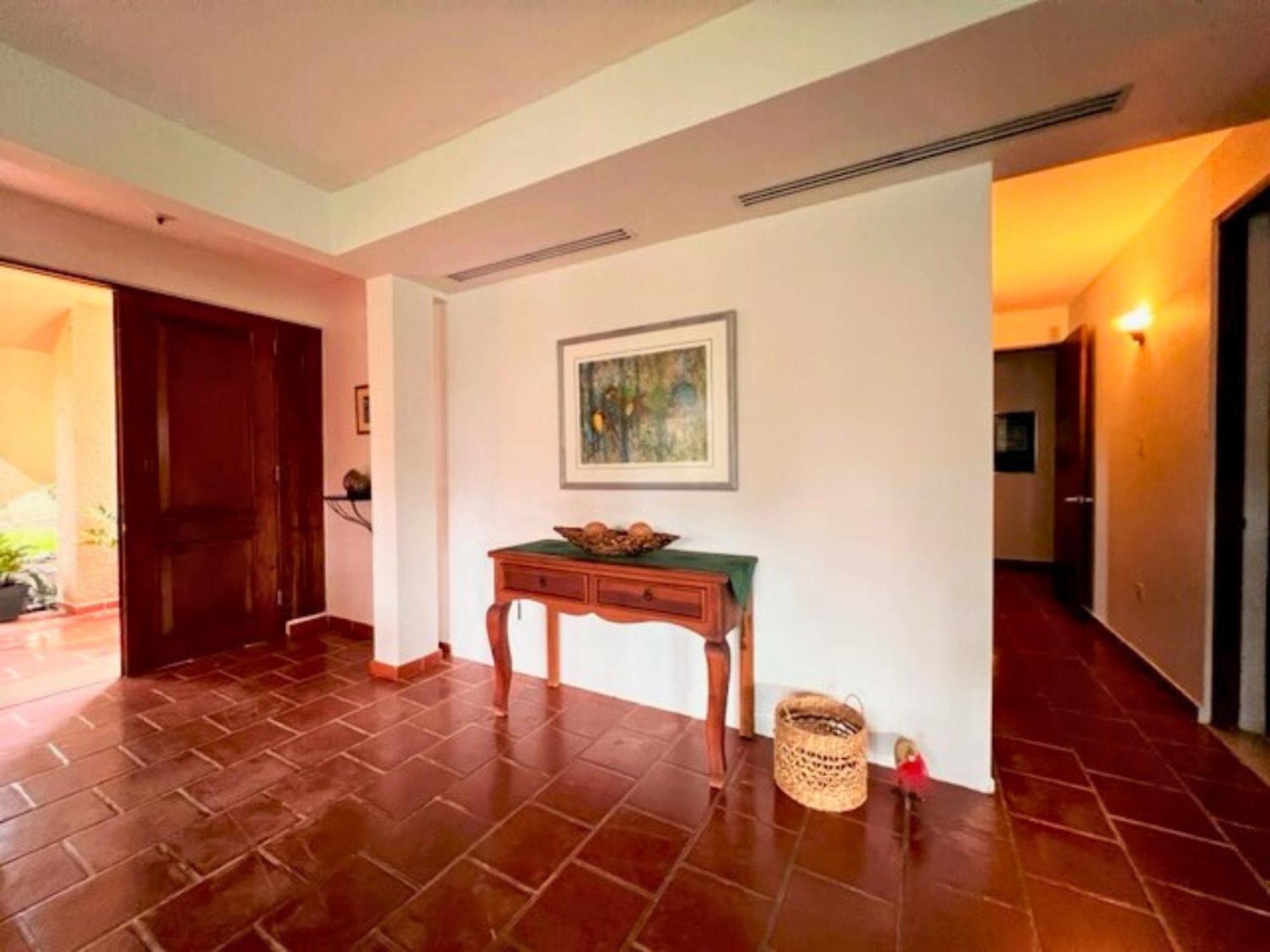 Three-Bedroom Villa photo 2