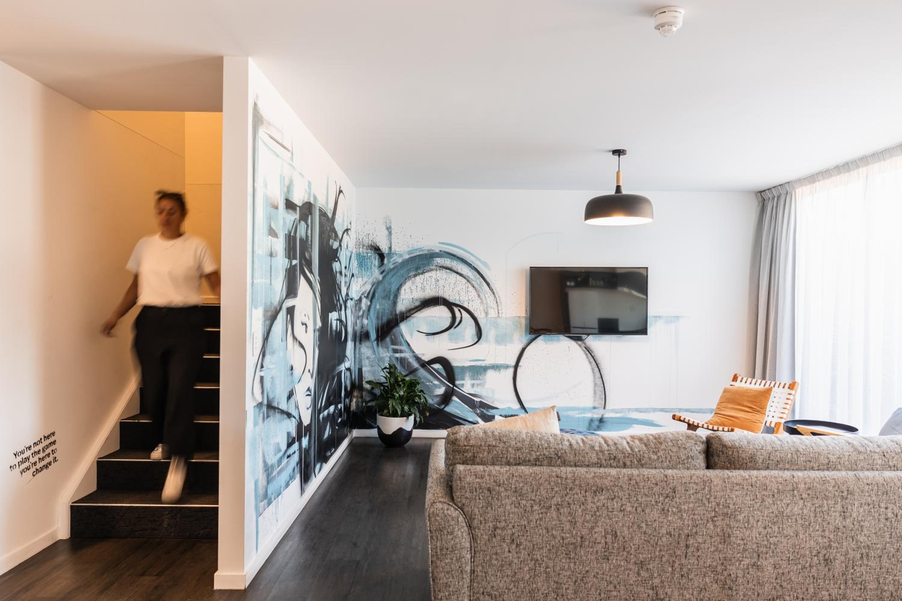 Two-Bedroom Apartment - Photo 4