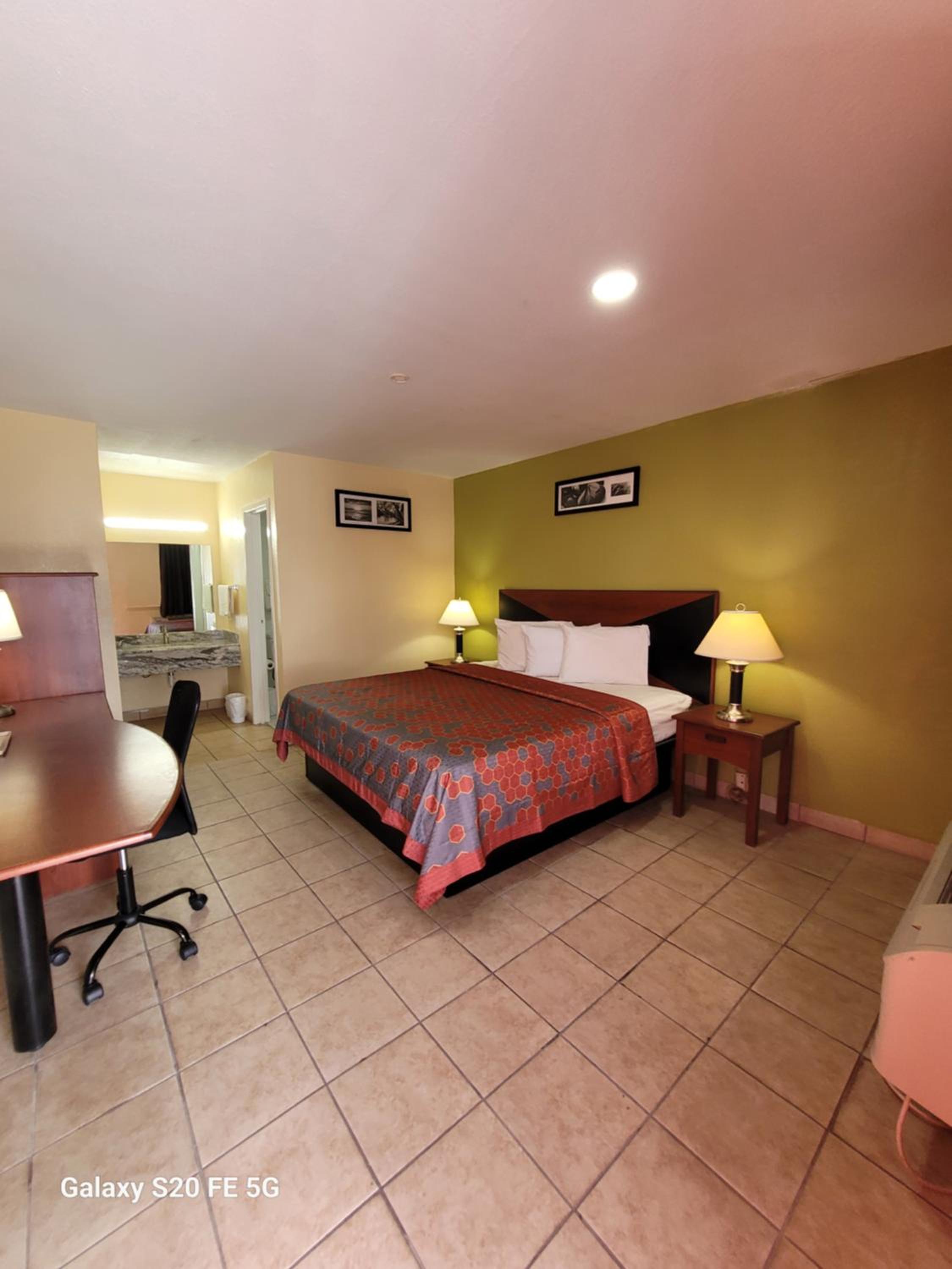Deluxe Single Room photo 1