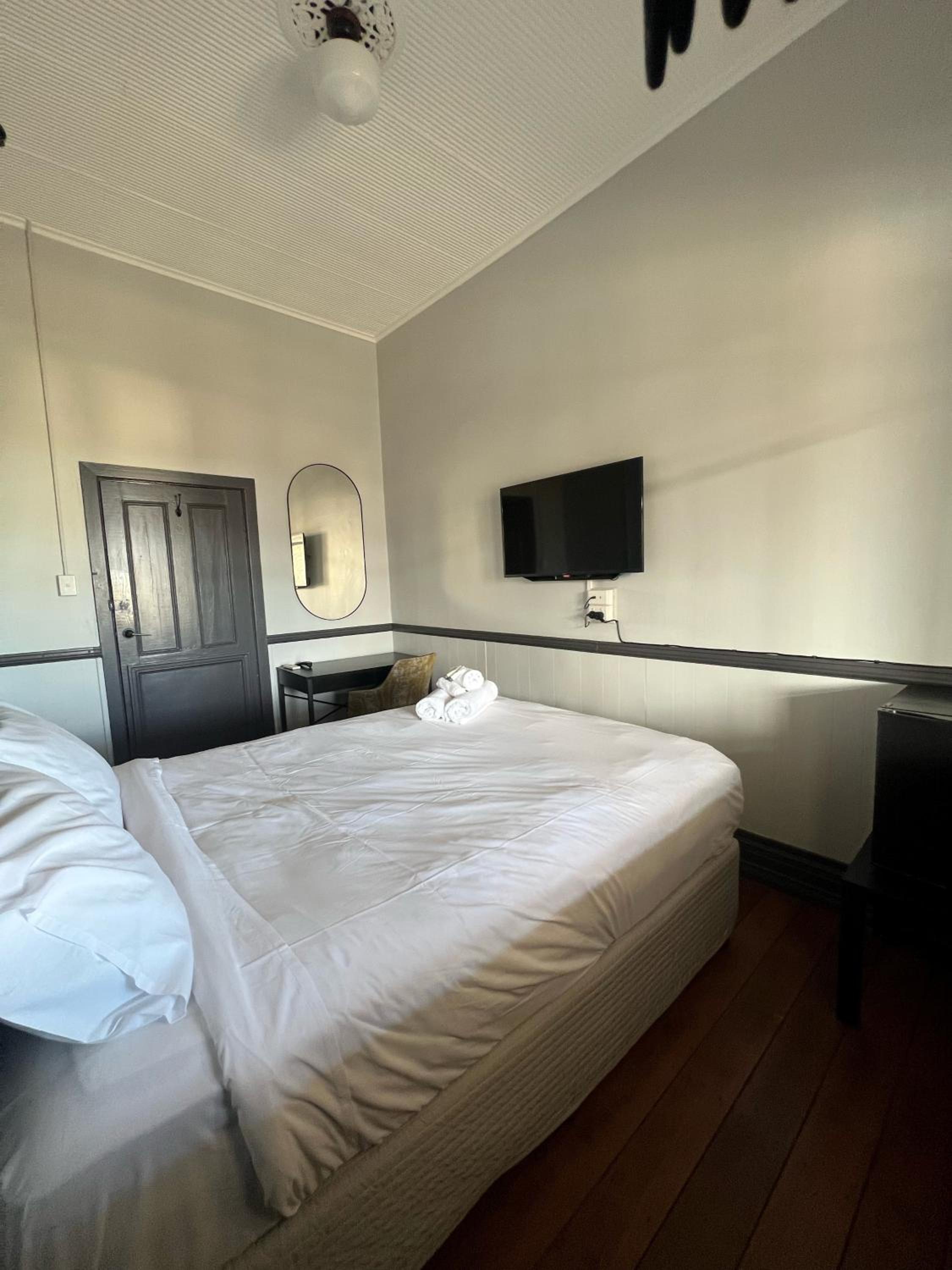 Double Room with Shared Bathroom
