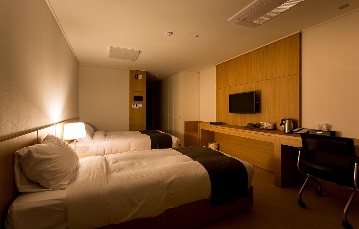 Superior Twin Room photo 3