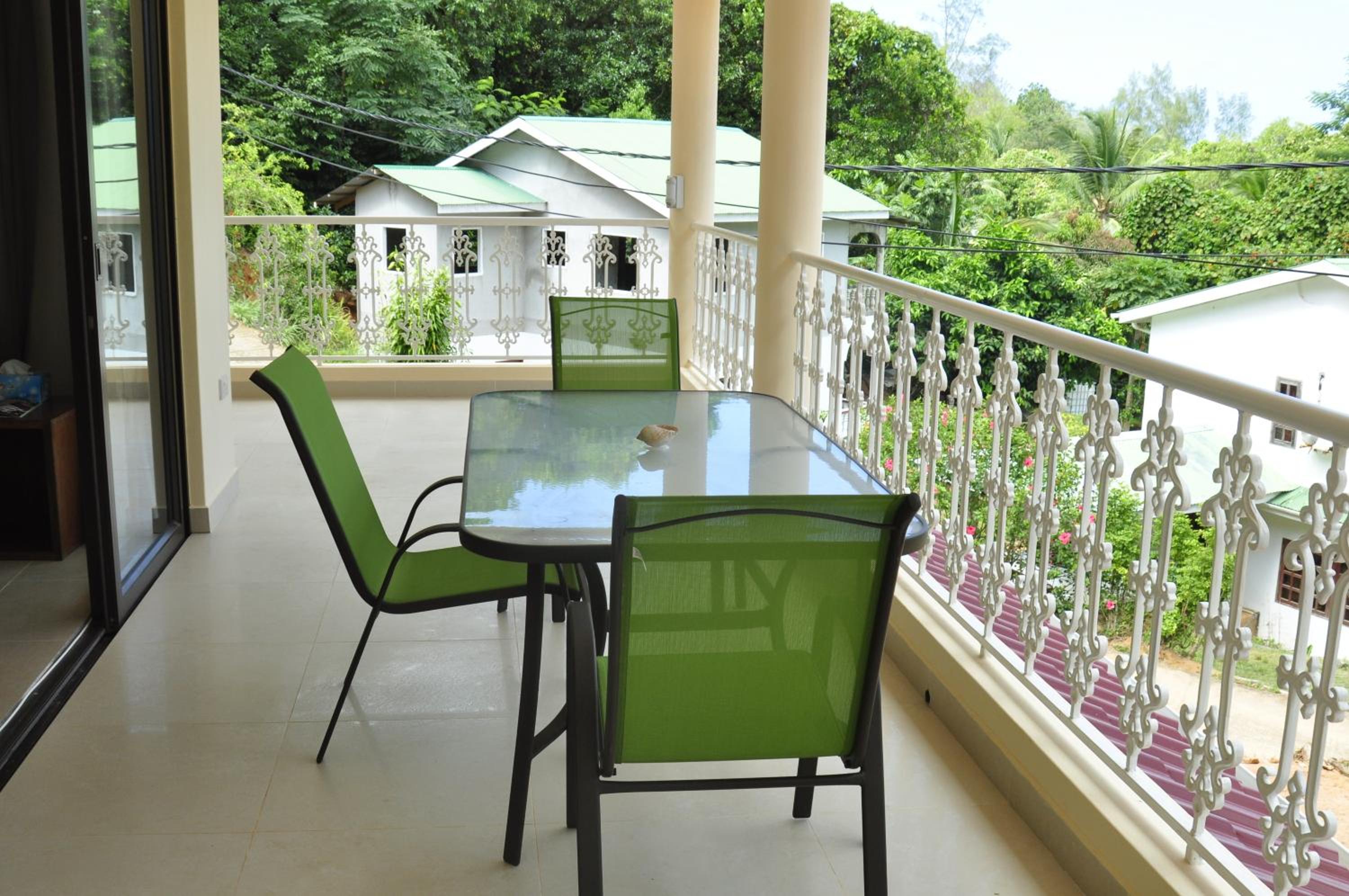 Deluxe Double or Twin Room with Ocean View photo 2