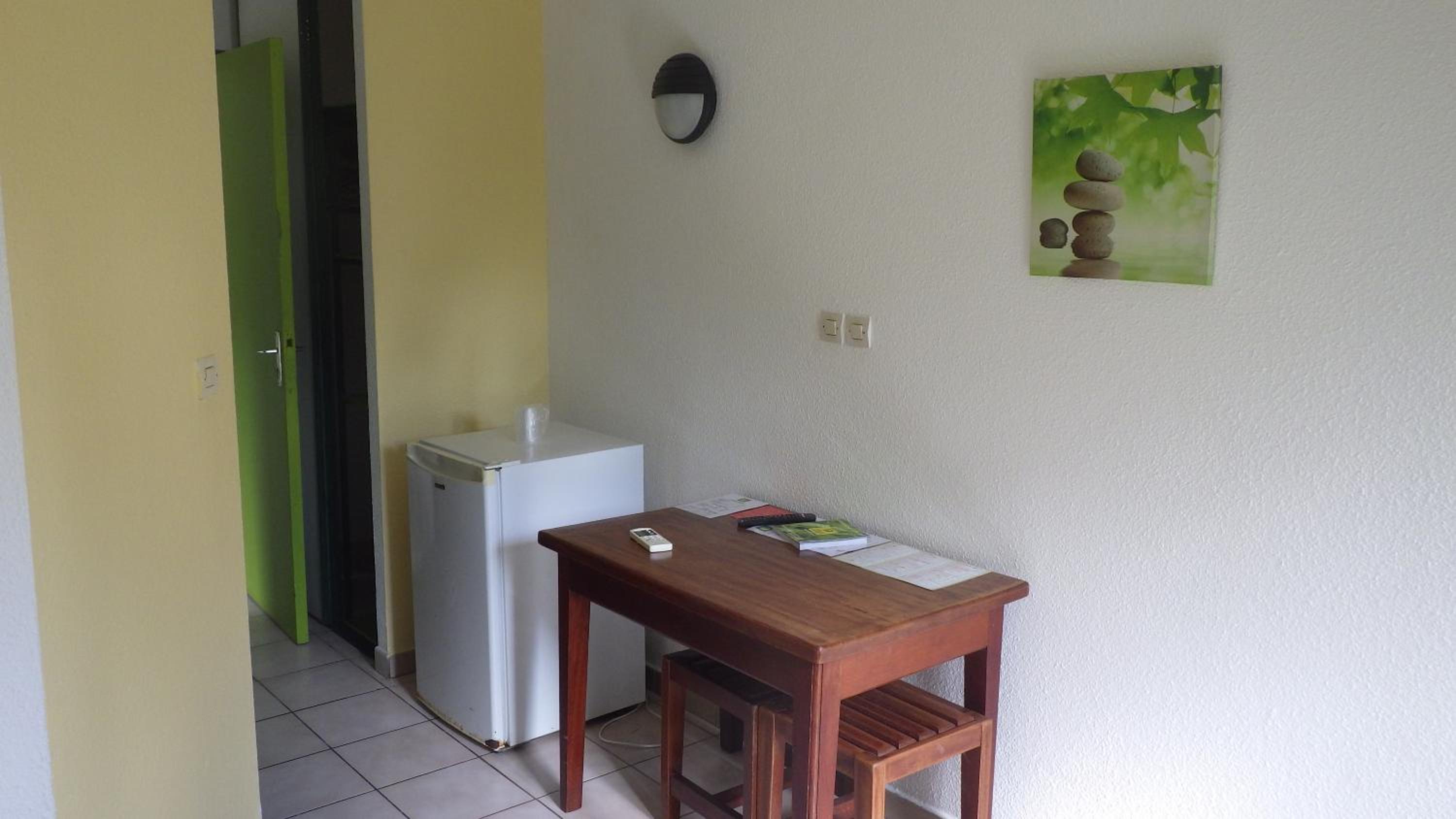Twin Room - Photo 1