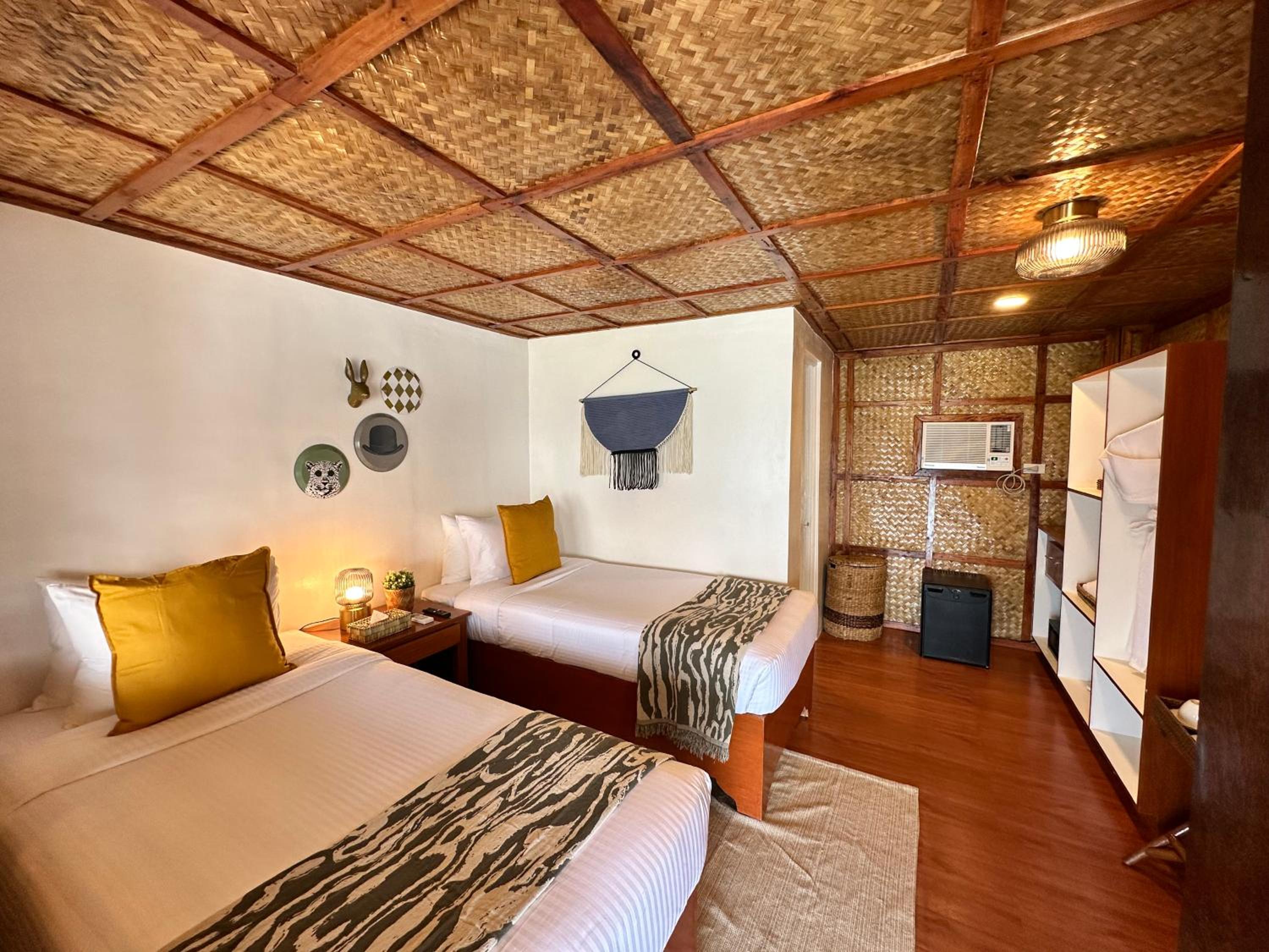 Beachfront Twin Room - Photo 7