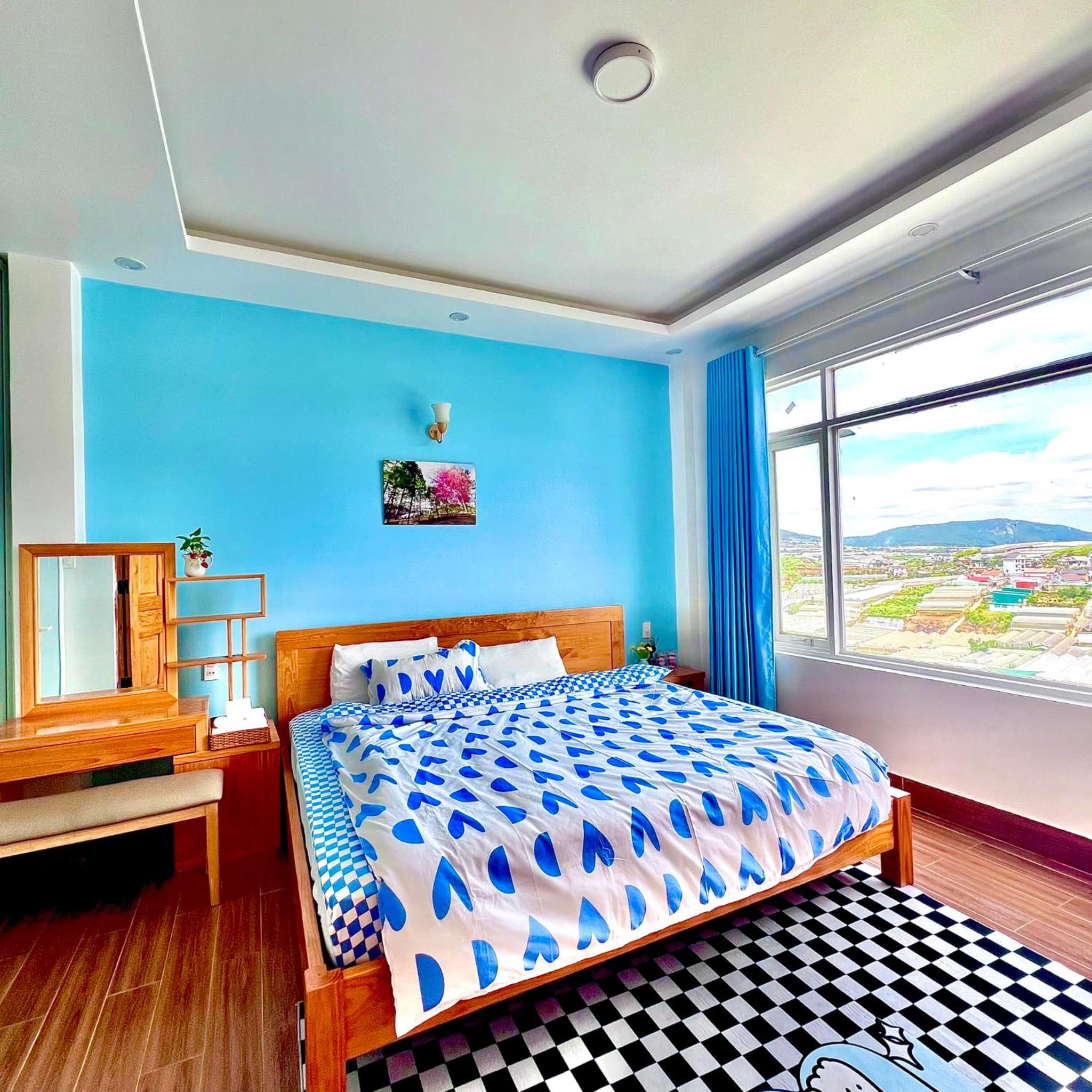 King Room With Balcony photo 1
