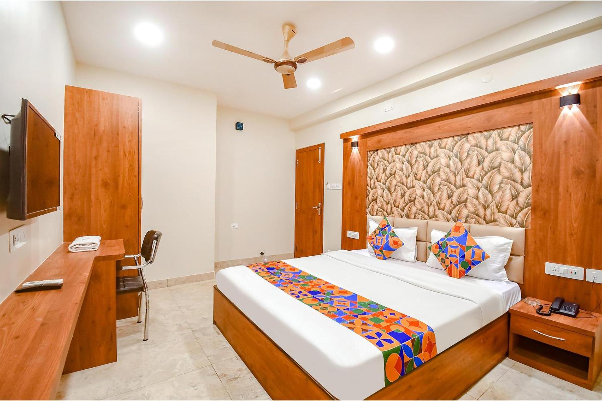 Deluxe Room - Photo 3