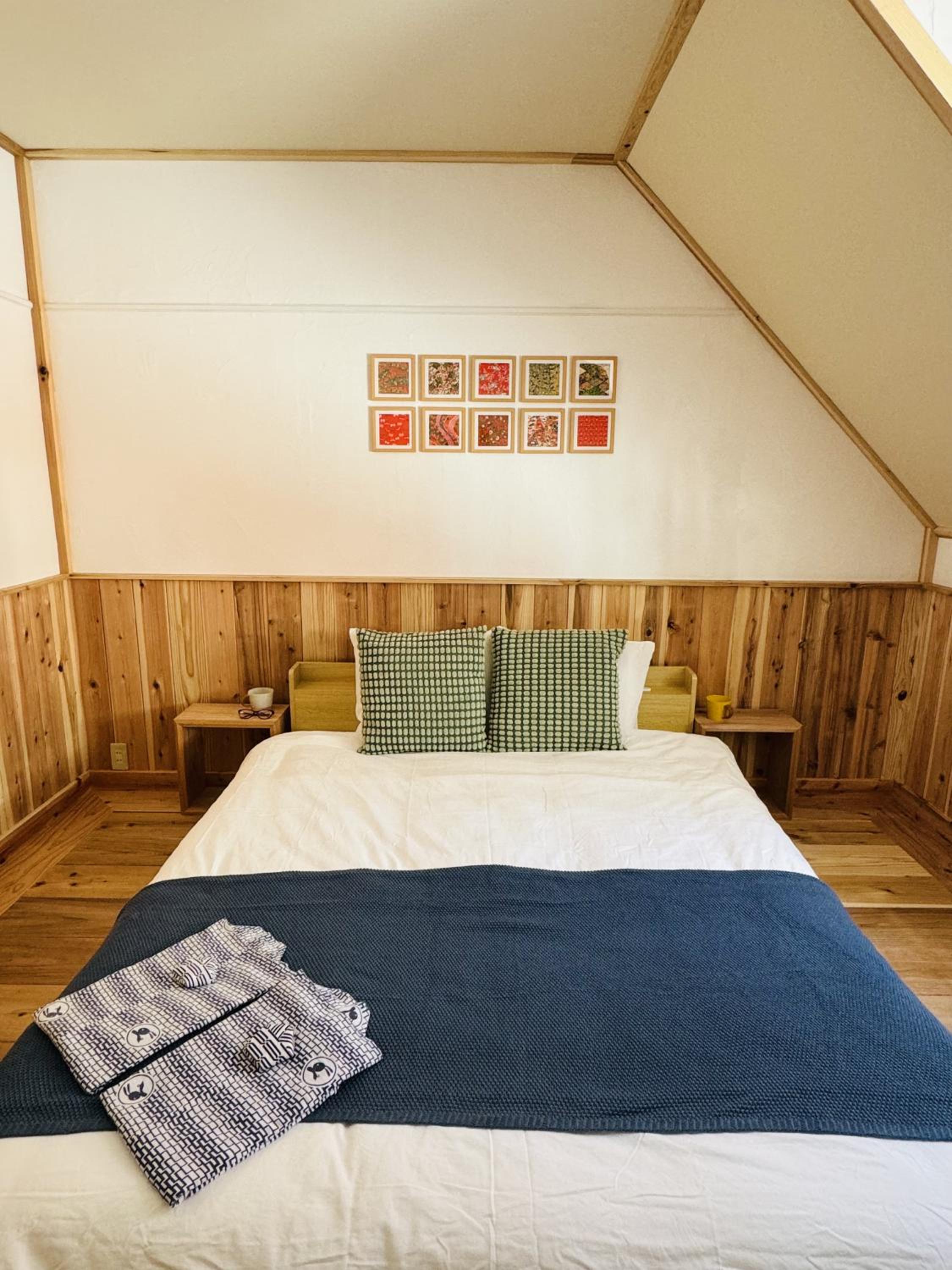 Twin Room with Private Bathroom