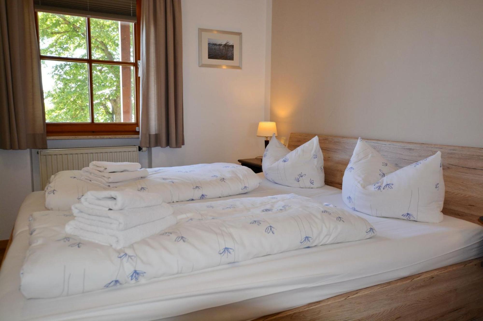 One-Bedroom Apartment with Balcony photo 1