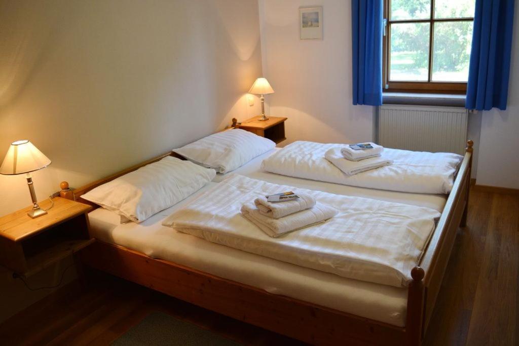 One-Bedroom Apartment with Balcony photo 2
