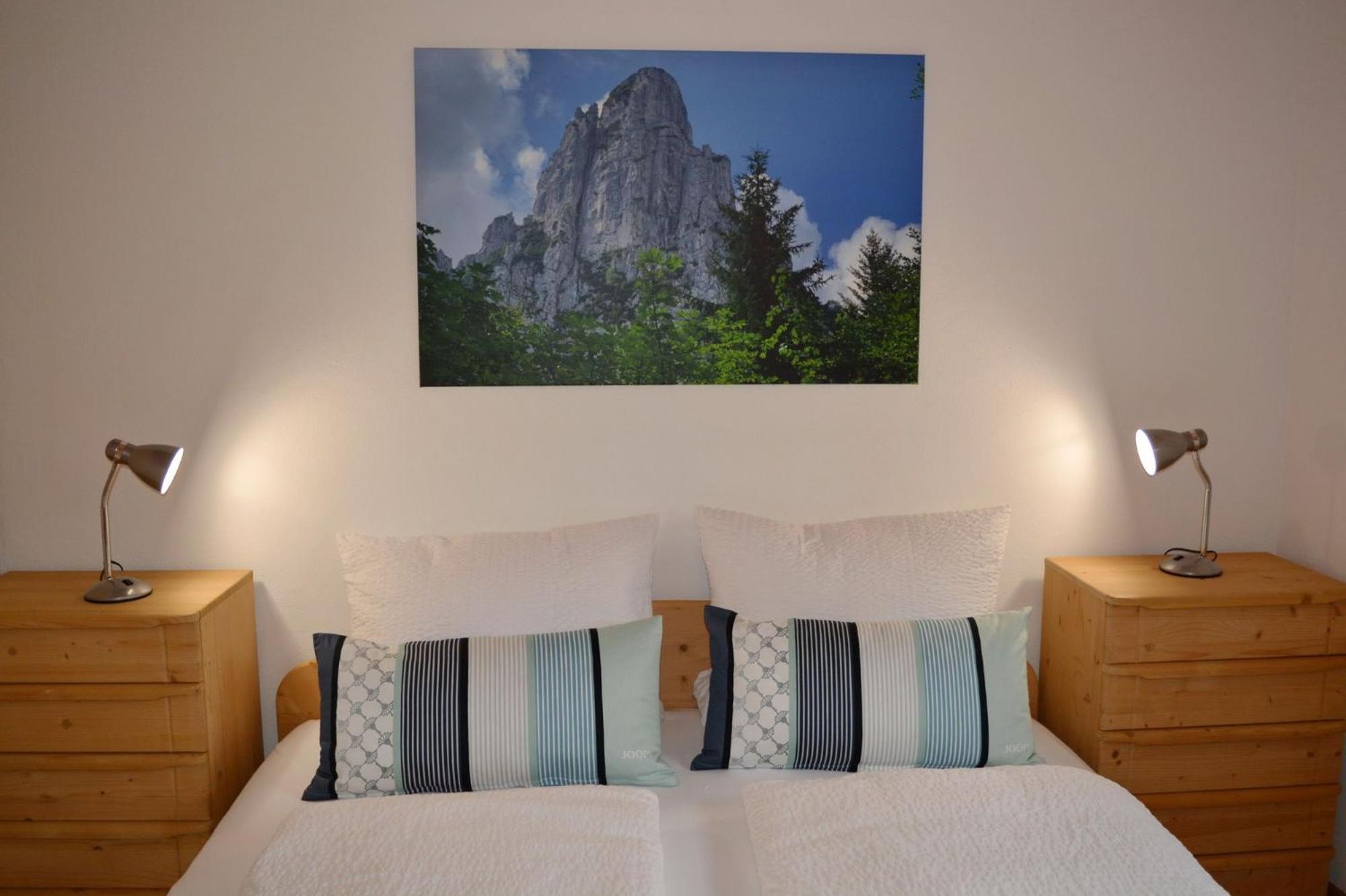 One-Bedroom House photo 1