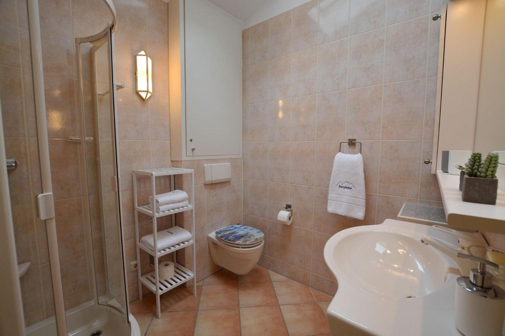 One-Bedroom House photo 2