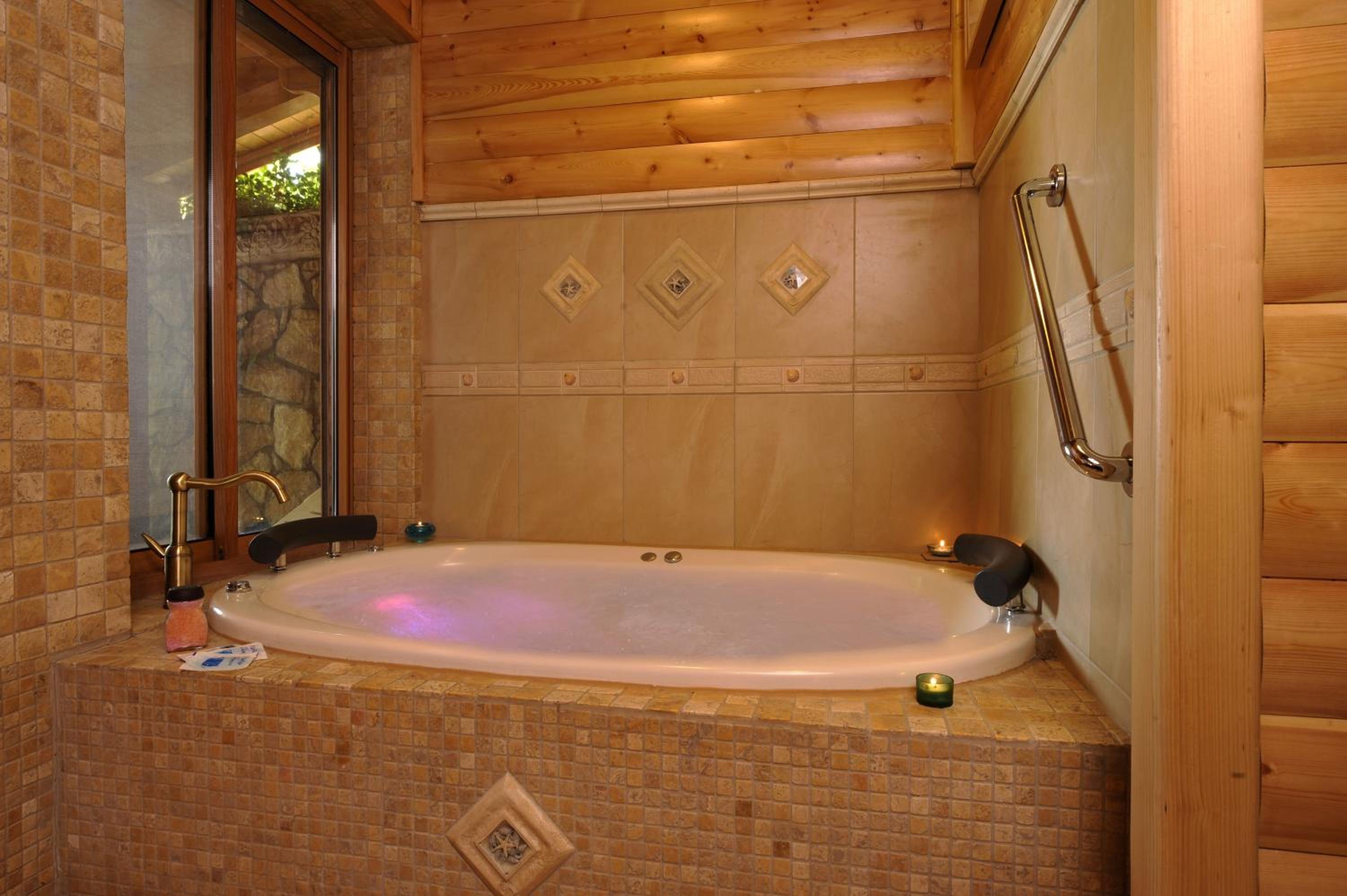 Deluxe Double Room with Terrace (Agam) - Photo 10
