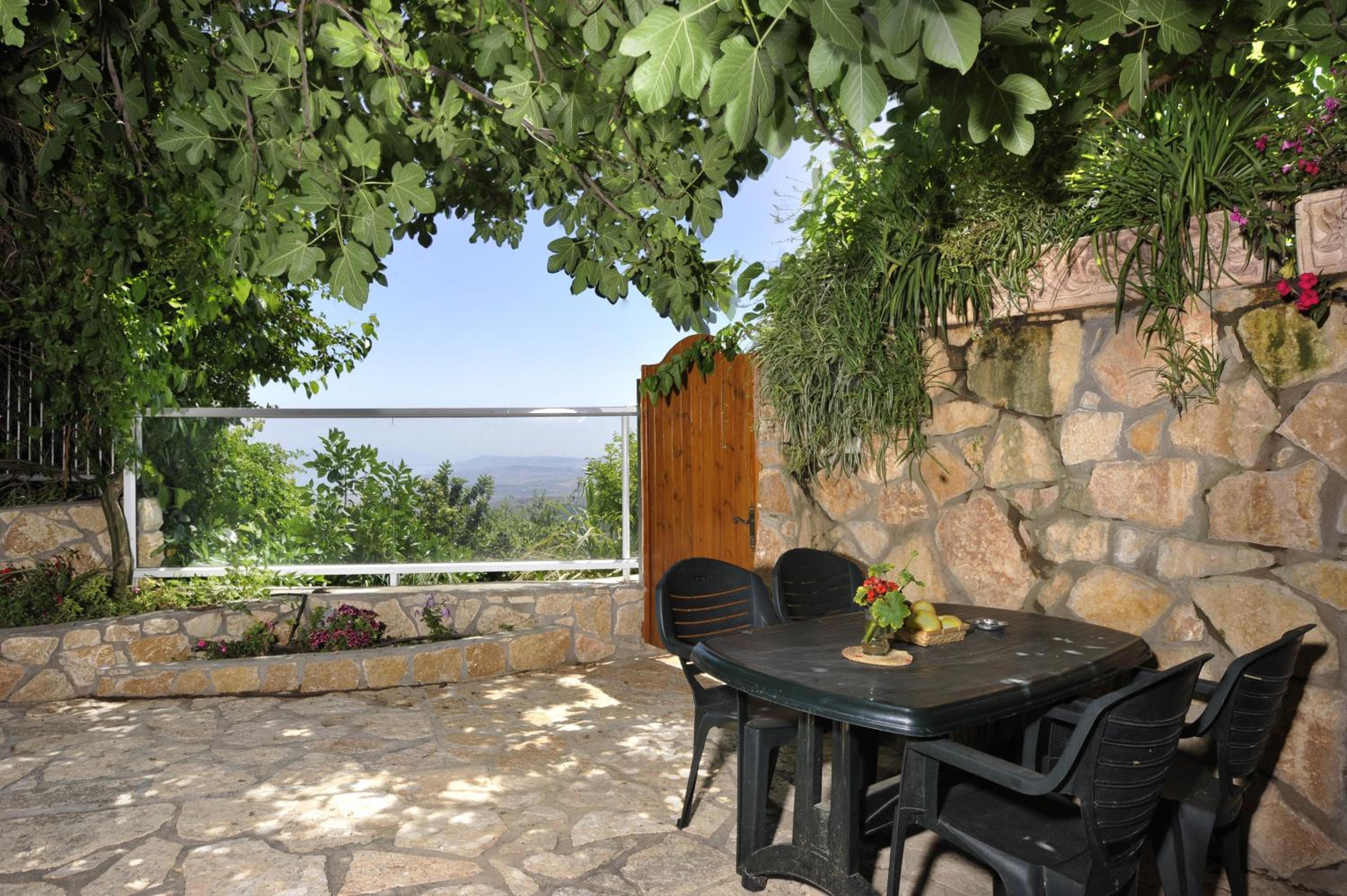 Deluxe Double Room with Terrace (Agam) - Photo 12