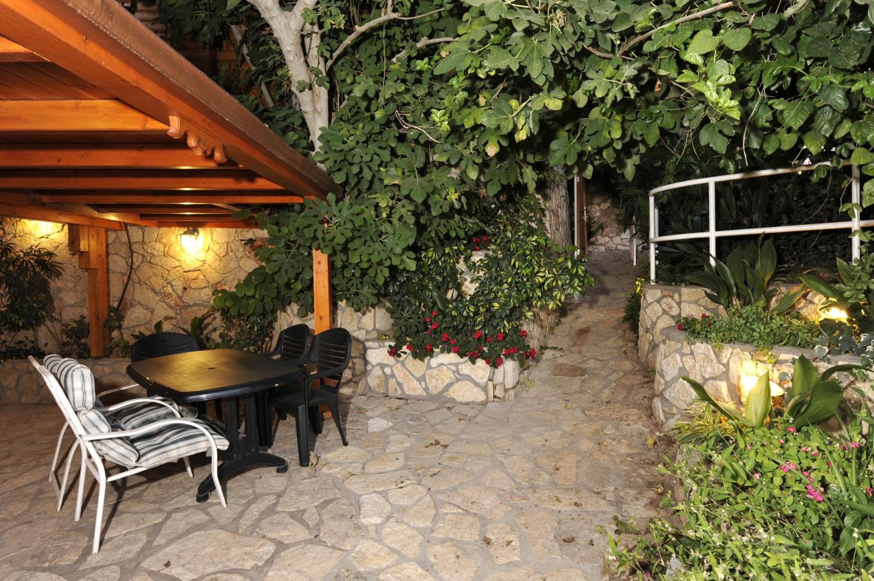 Deluxe Double Room with Terrace (Agam) - Photo 14