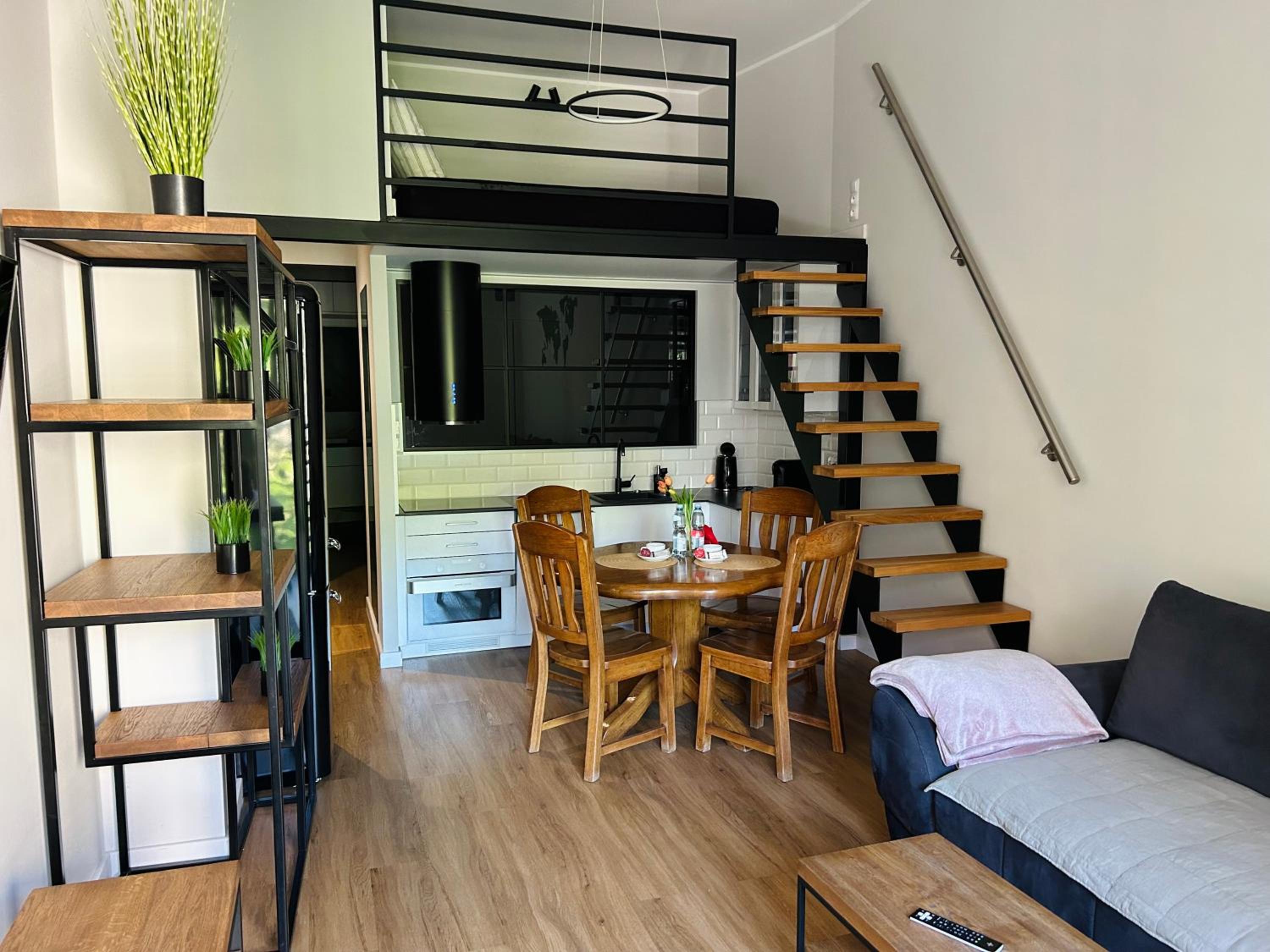 One-Bedroom Premium Apartment - Photo 3