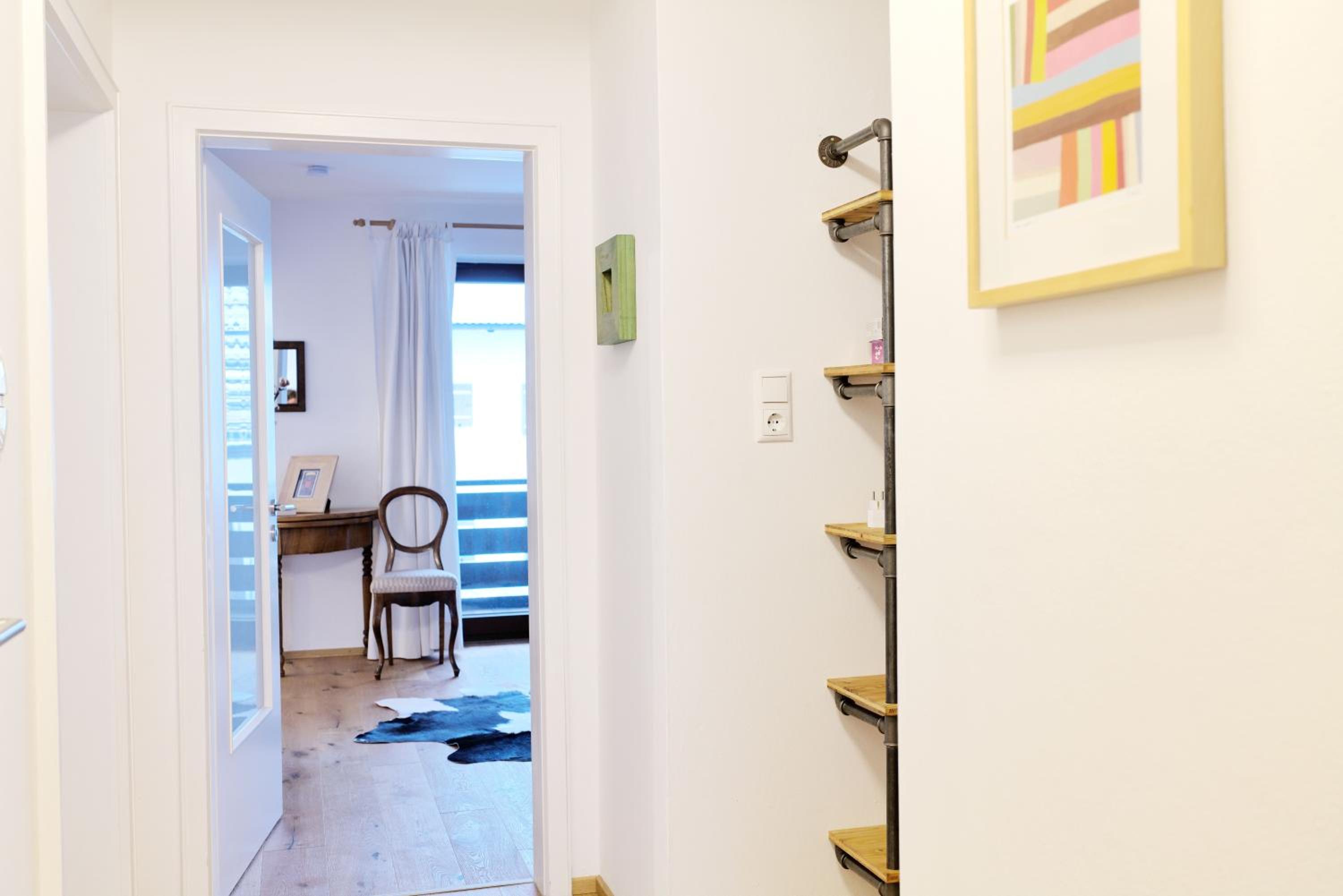 One-Bedroom Apartment with Balcony photo 3
