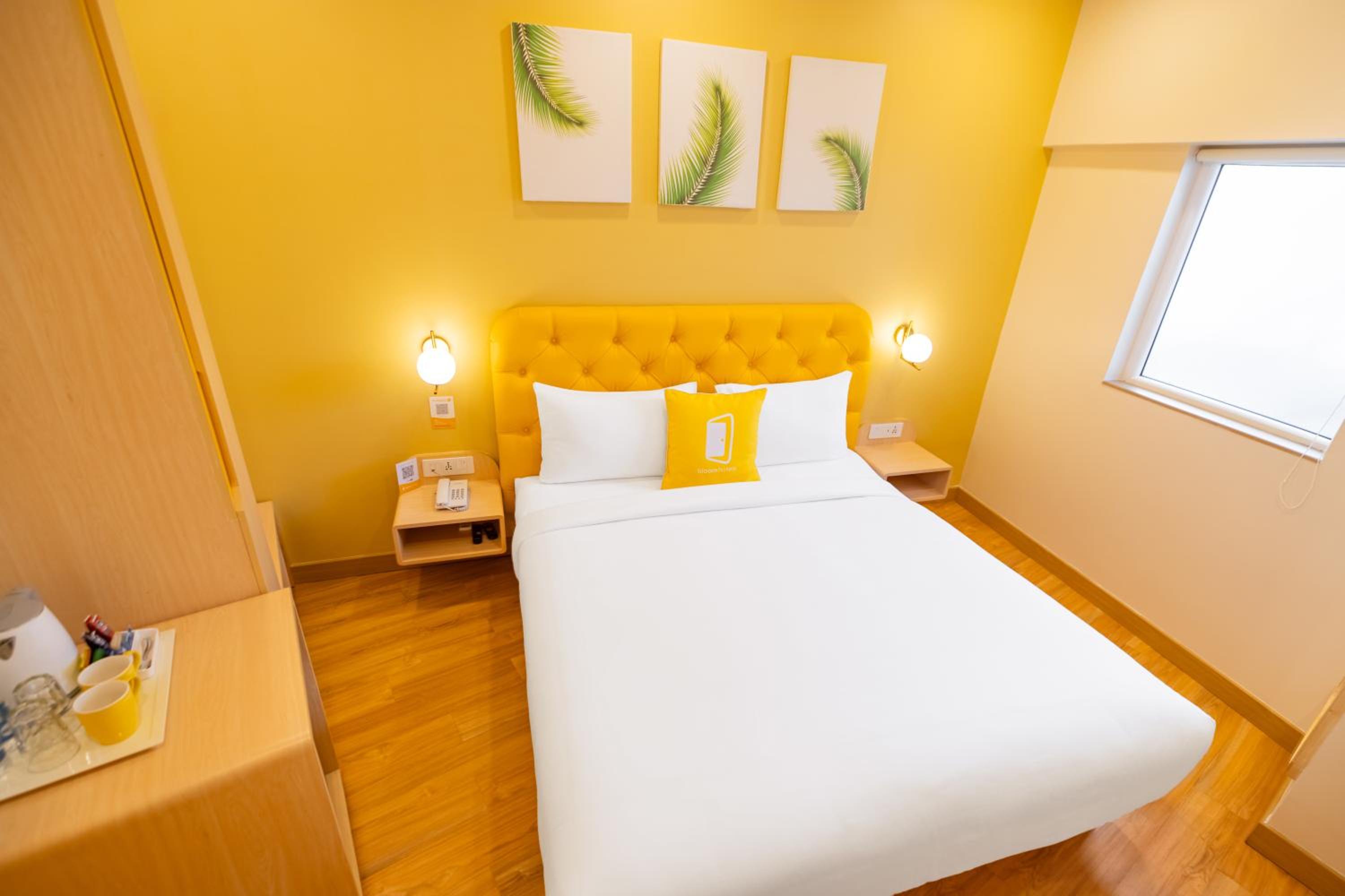 Deluxe King Room - Photo 6