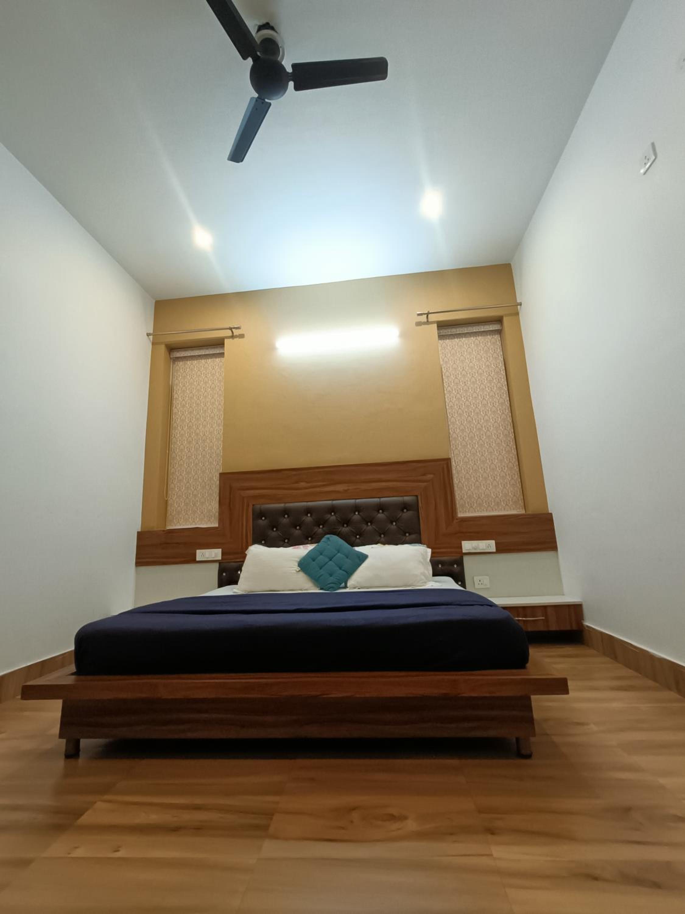 King Room - Disability Access photo 3