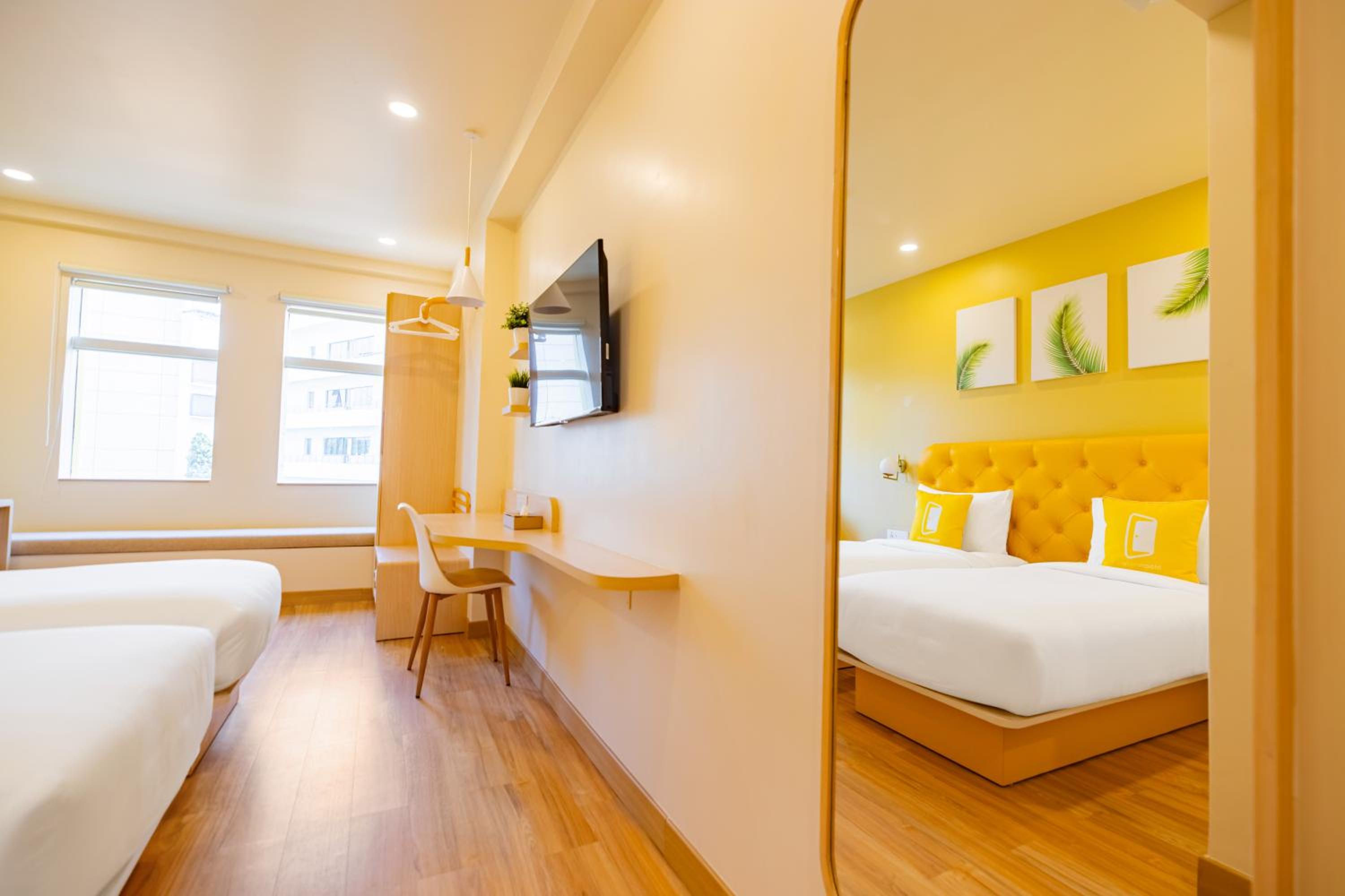 Executive Twin Room - Photo 4