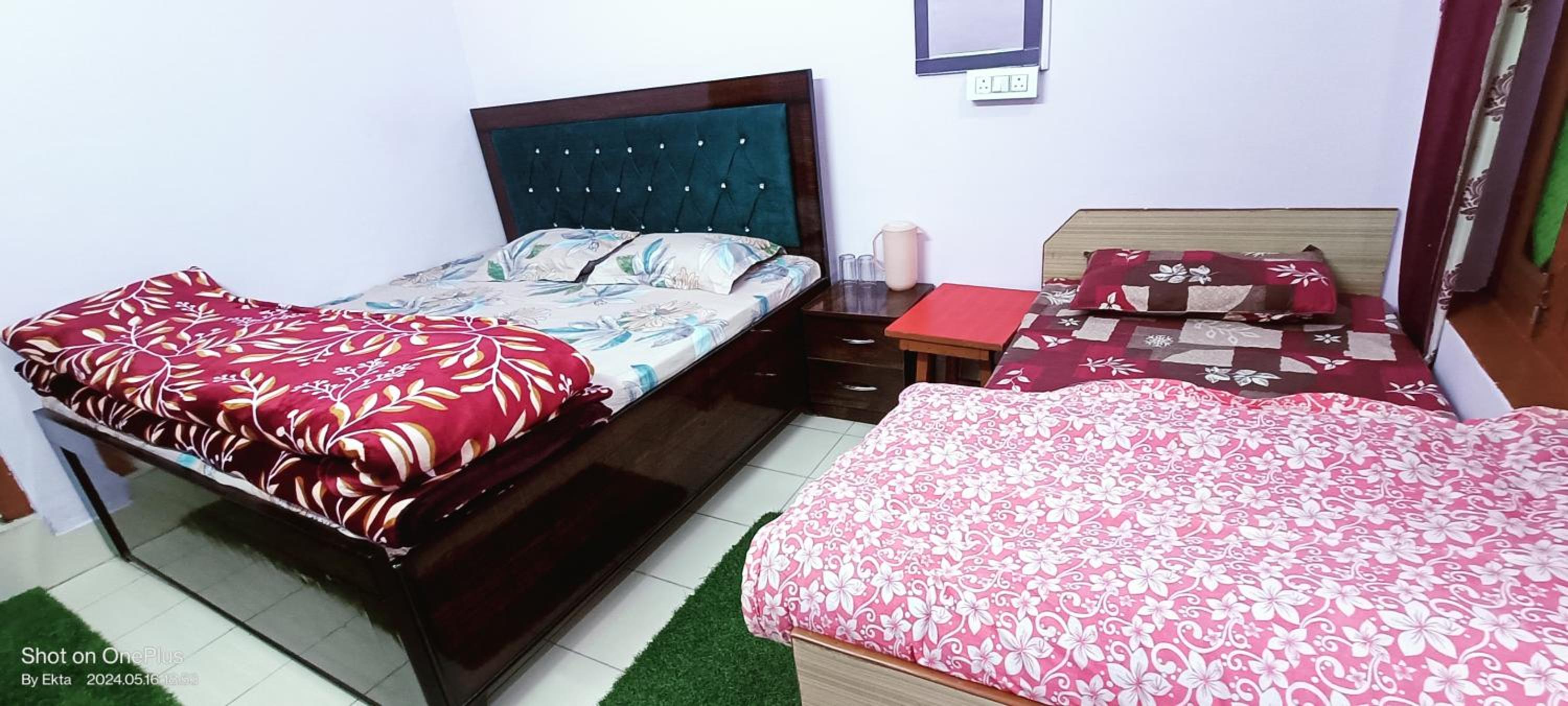 Basic Triple Room With Shared Bathroom