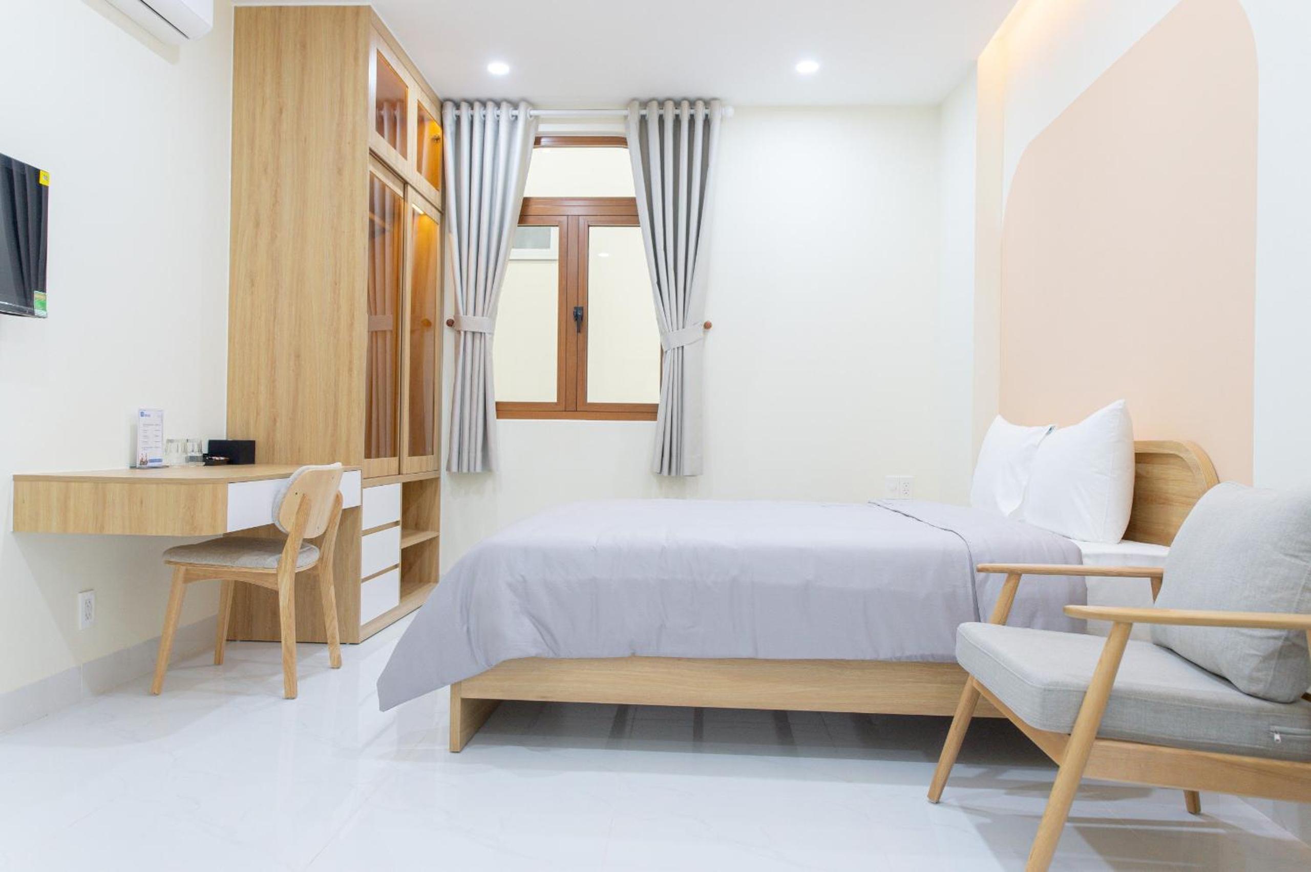 Deluxe Double Room with Extra Bed