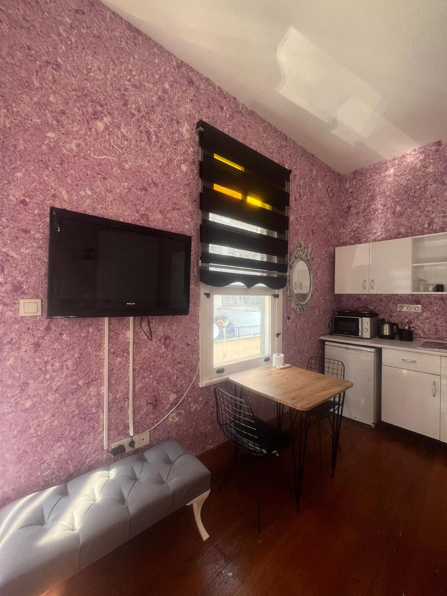 Deluxe Double Room (2 Adults + 1 Child) photo 2