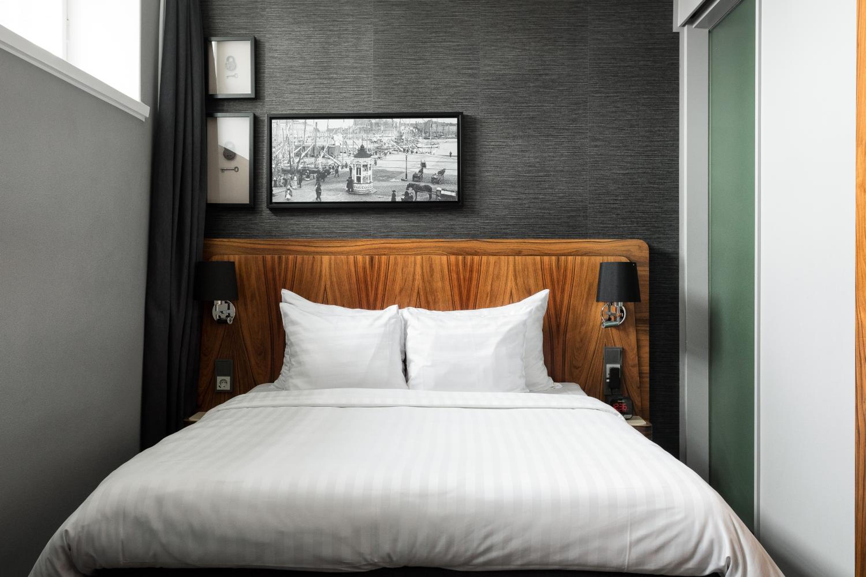 Standard Double Room - Photo 5